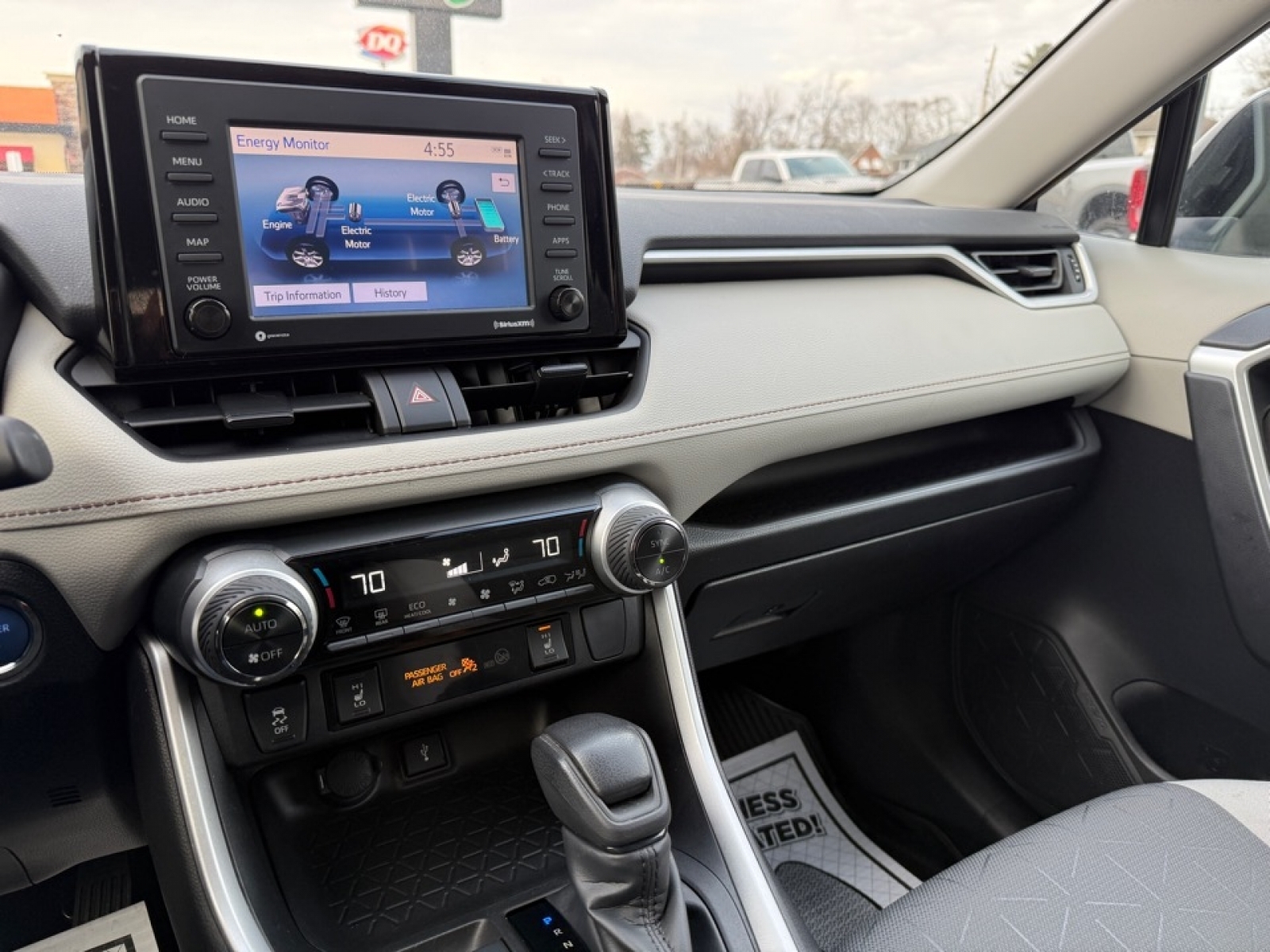 2022 Toyota RAV4 Hybrid XLE, 39332, Photo