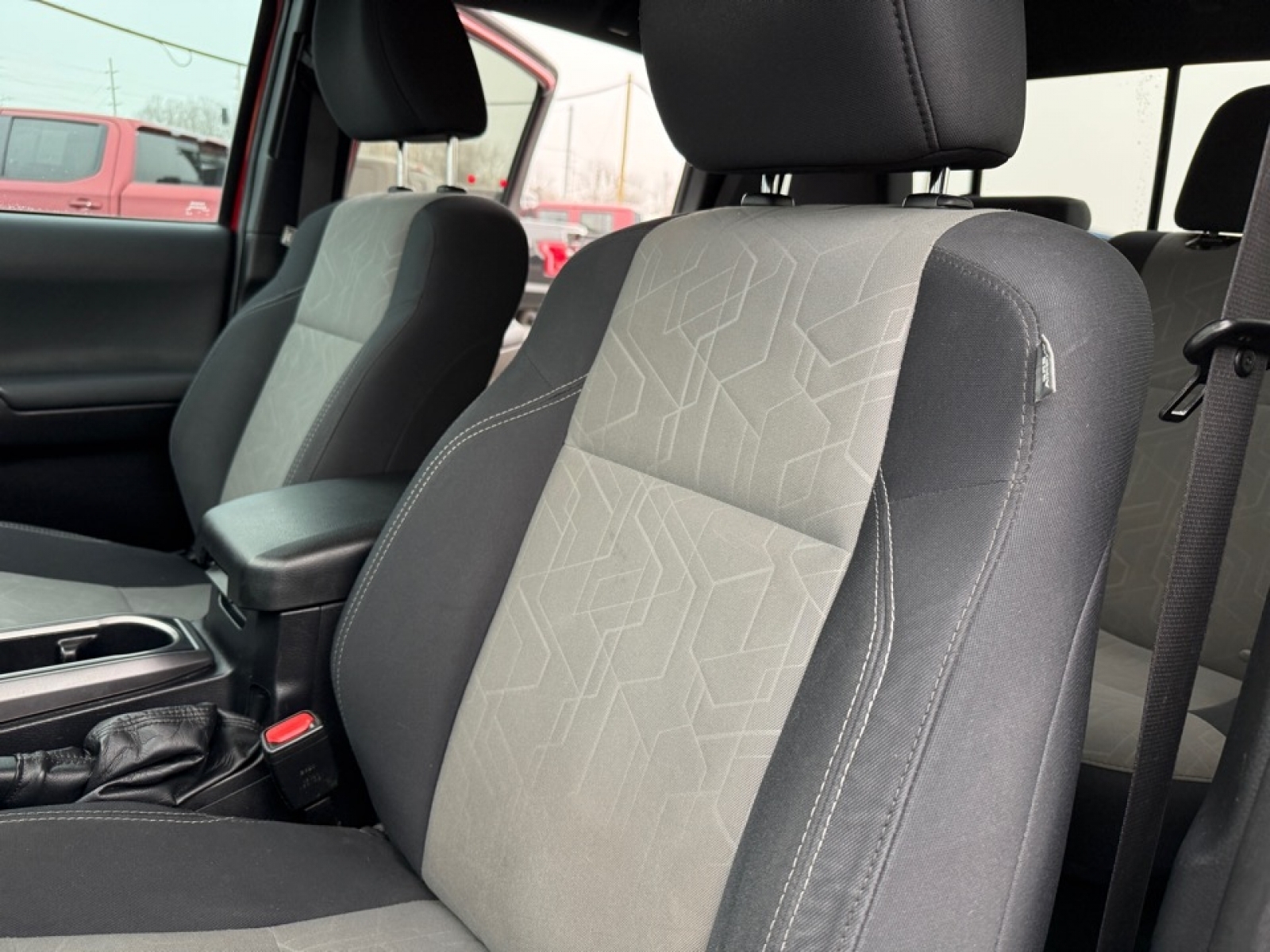 2022 Toyota Tacoma SR5 V6, 38869A, Photo