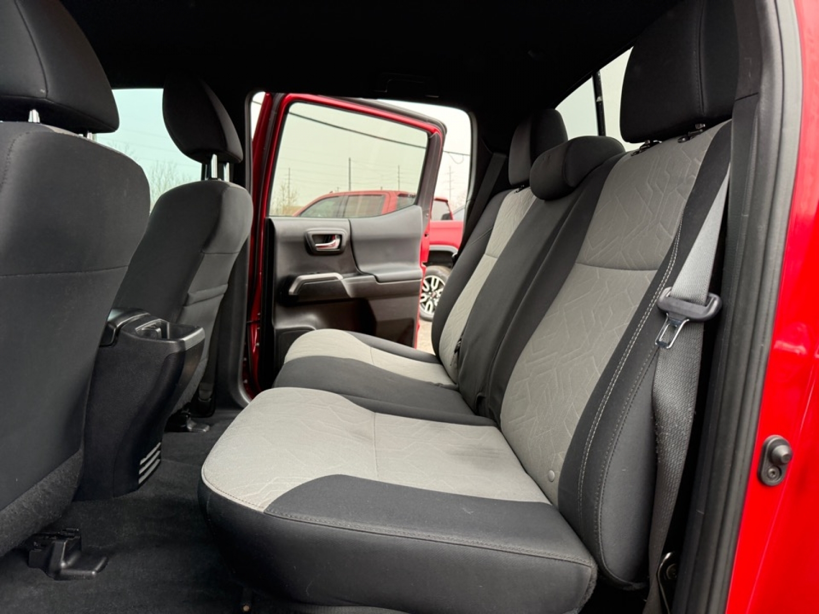 2022 Toyota Tacoma SR5 V6, 38869A, Photo