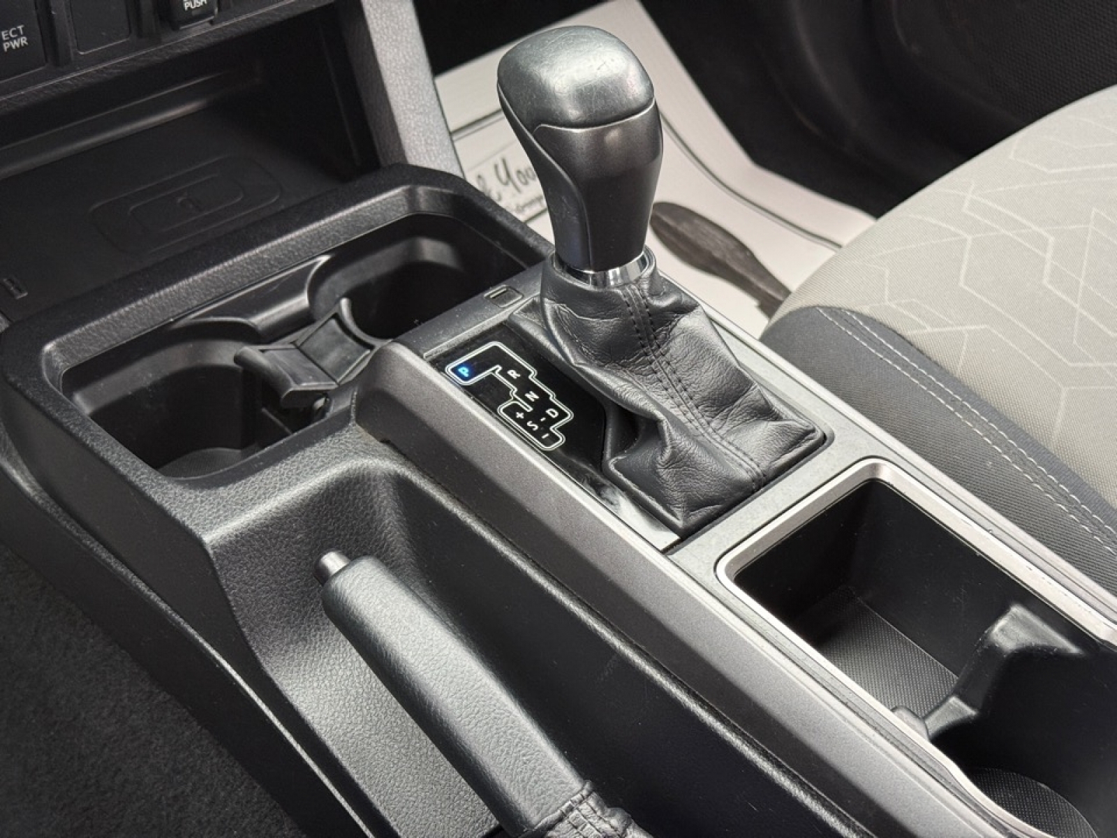 2022 Toyota Tacoma SR5 V6, 38869A, Photo