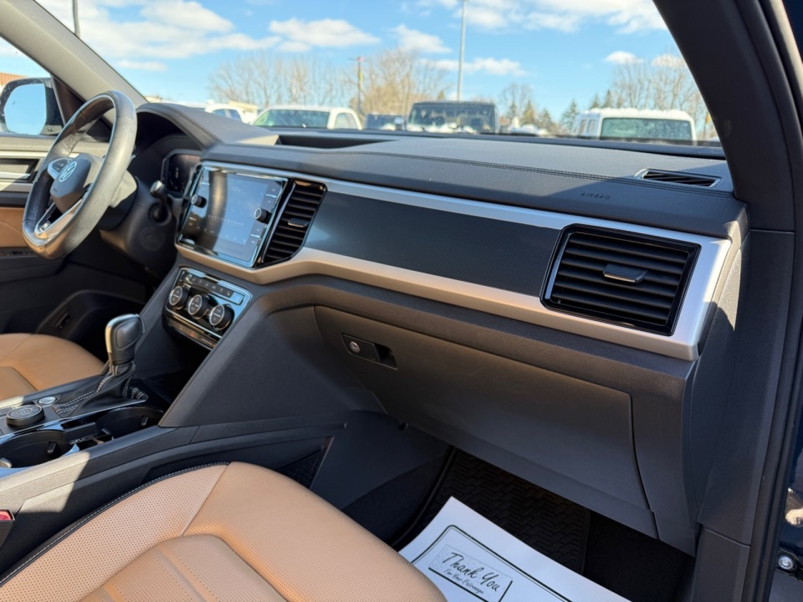 2022 Volkswagen Atlas Cross Sport 3.6L V6 SEL Premium R-Line, 39252, Photo