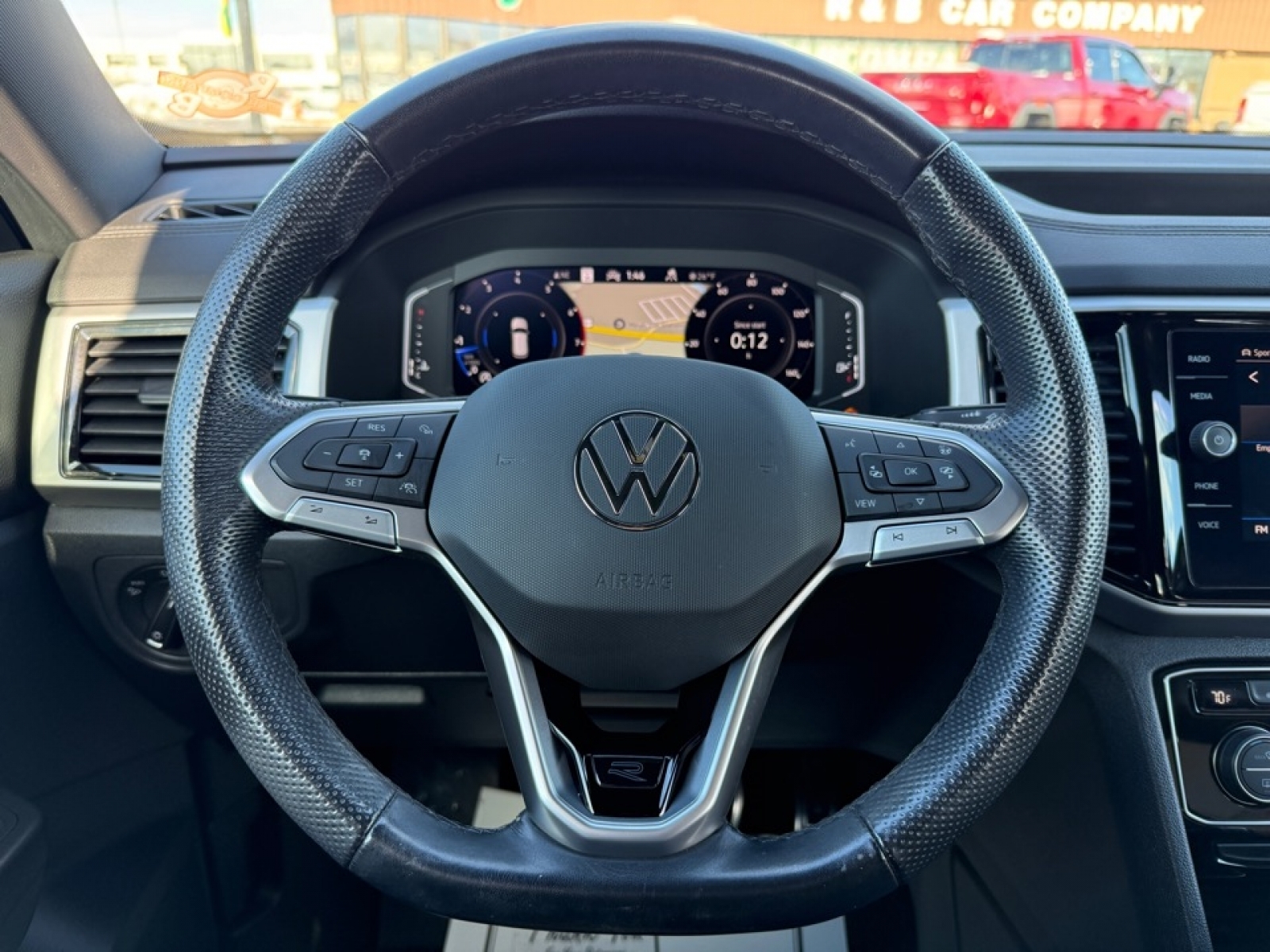 2022 Volkswagen Atlas Cross Sport 3.6L V6 SEL Premium R-Line, 39252, Photo