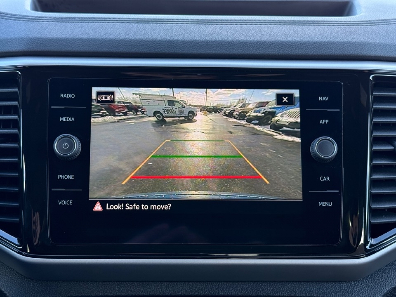 2022 Volkswagen Atlas Cross Sport 3.6L V6 SEL Premium R-Line, 39252, Photo