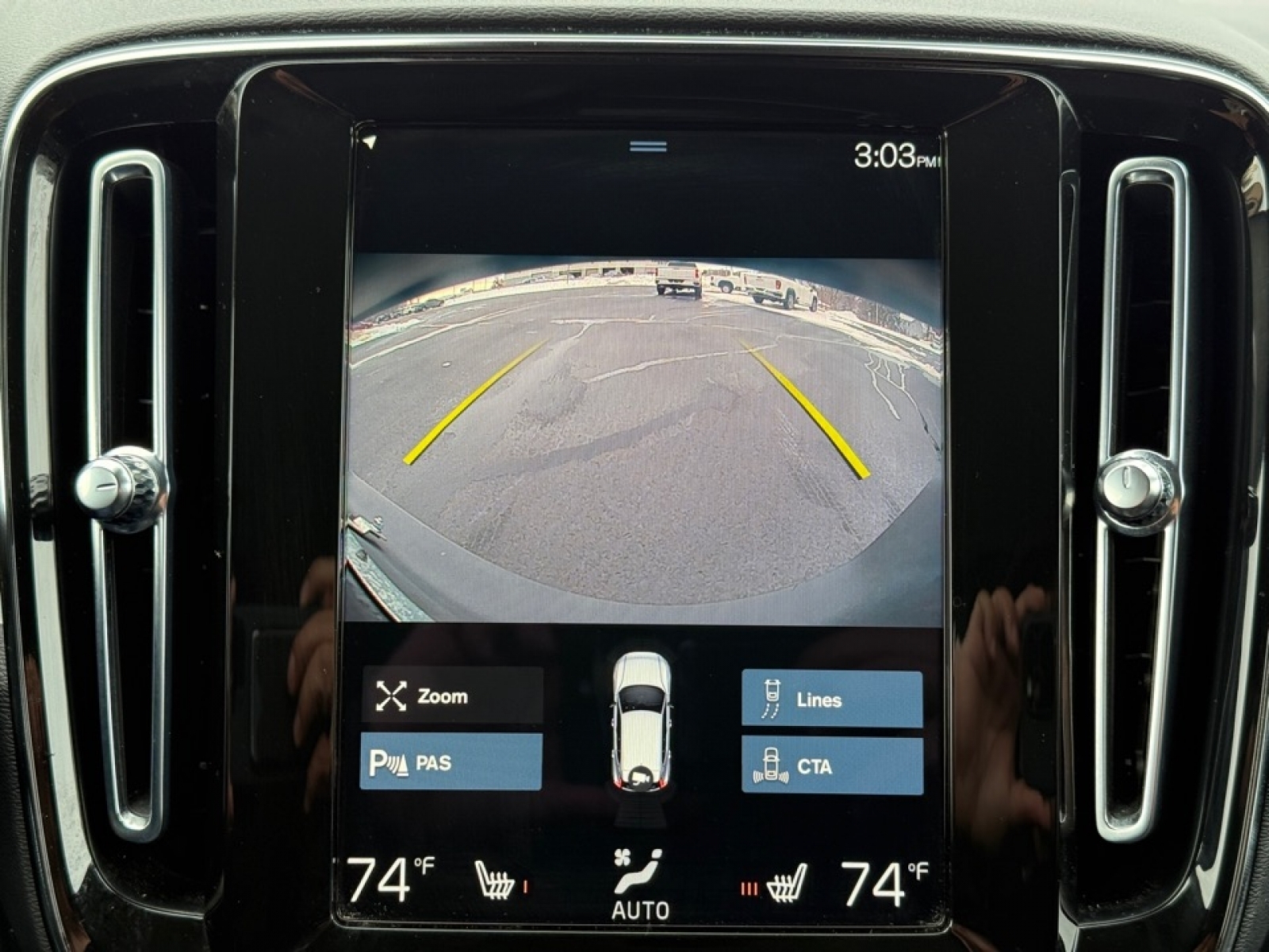 2022 Volvo XC40 T5 Momentum, 39259, Photo