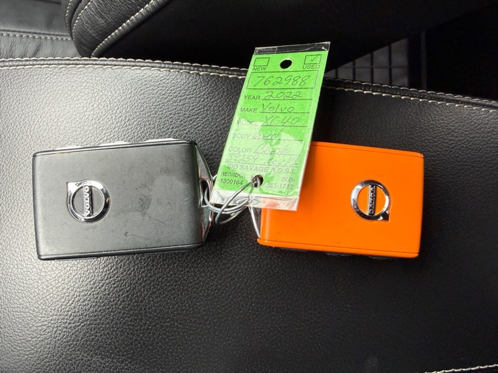 2022 Volvo XC40 T5 Momentum, 39259, Photo