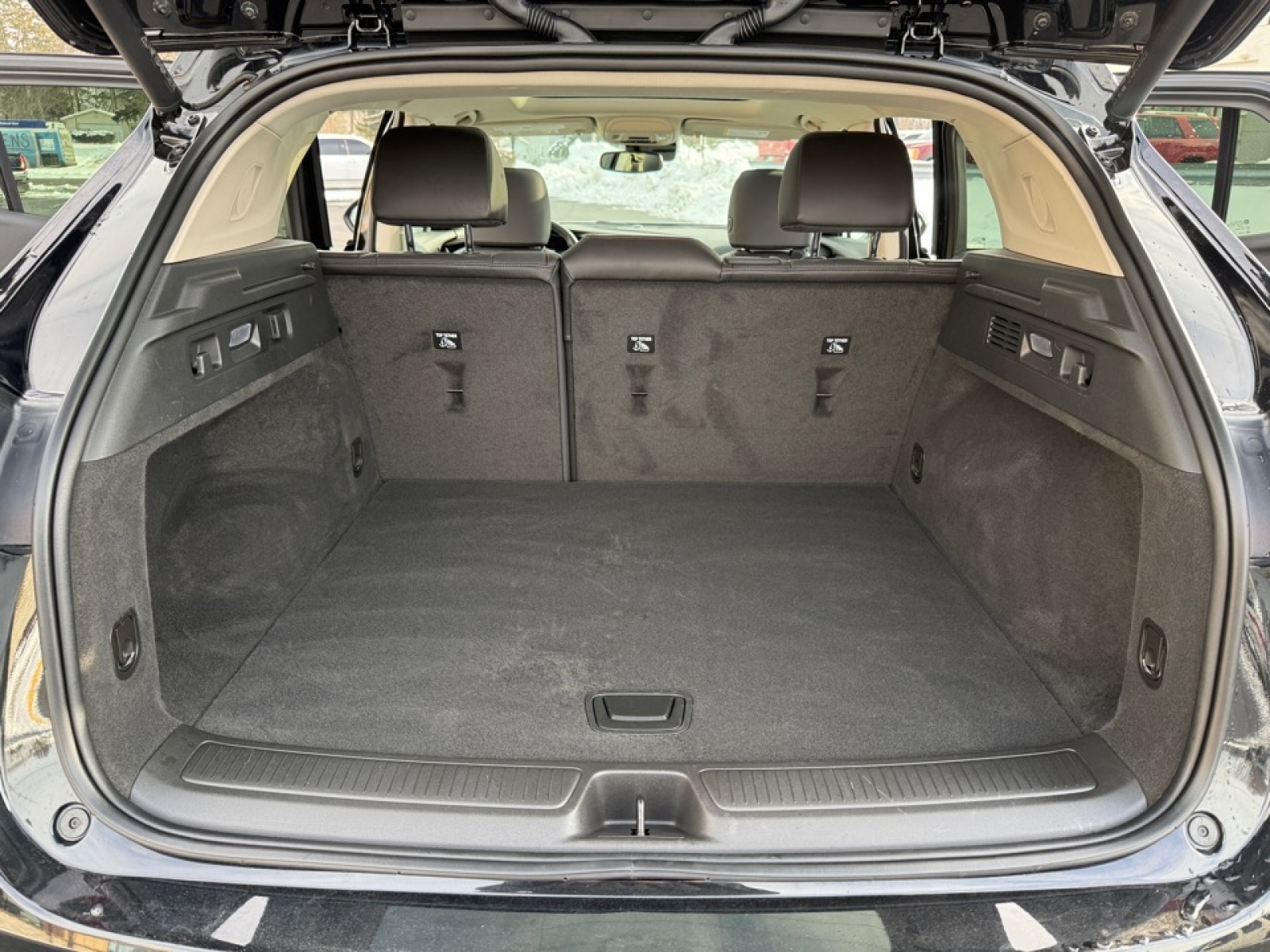 2023 Buick Envision Essence AWD, 39264, Photo