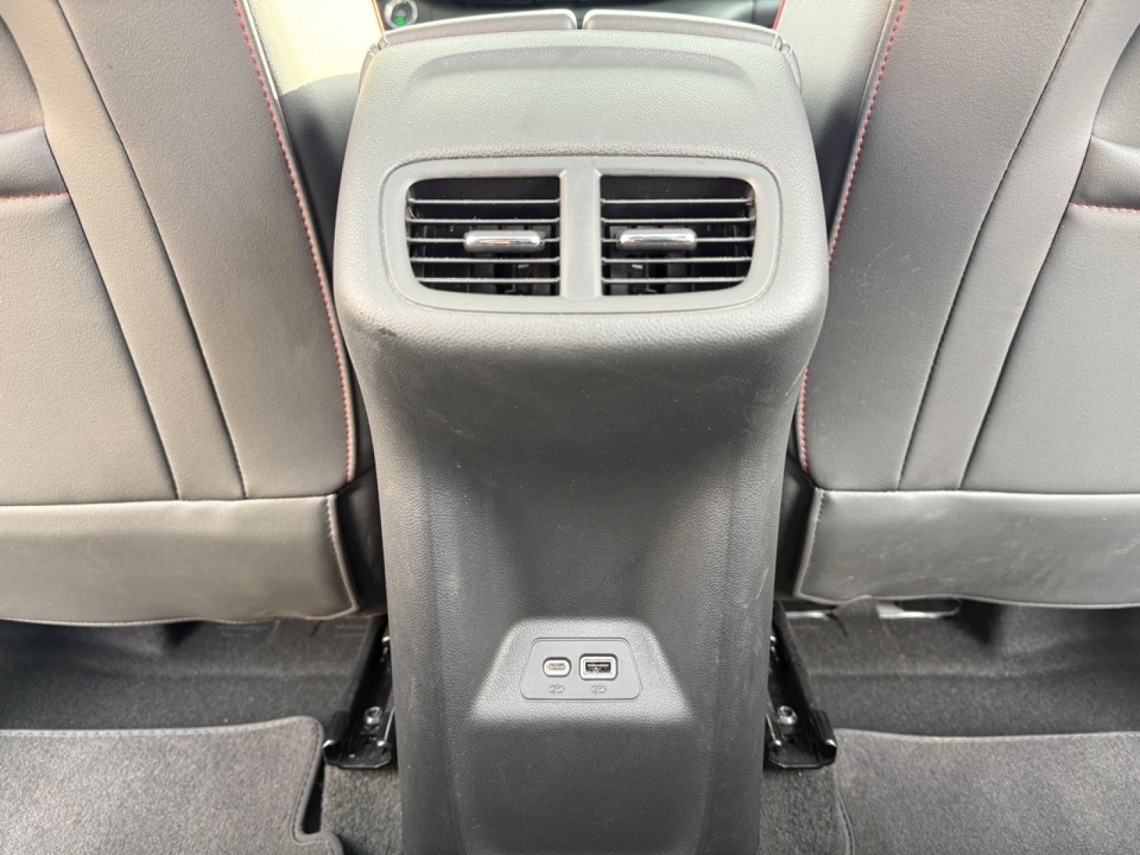 2023 Buick Envision Essence AWD, 39264, Photo