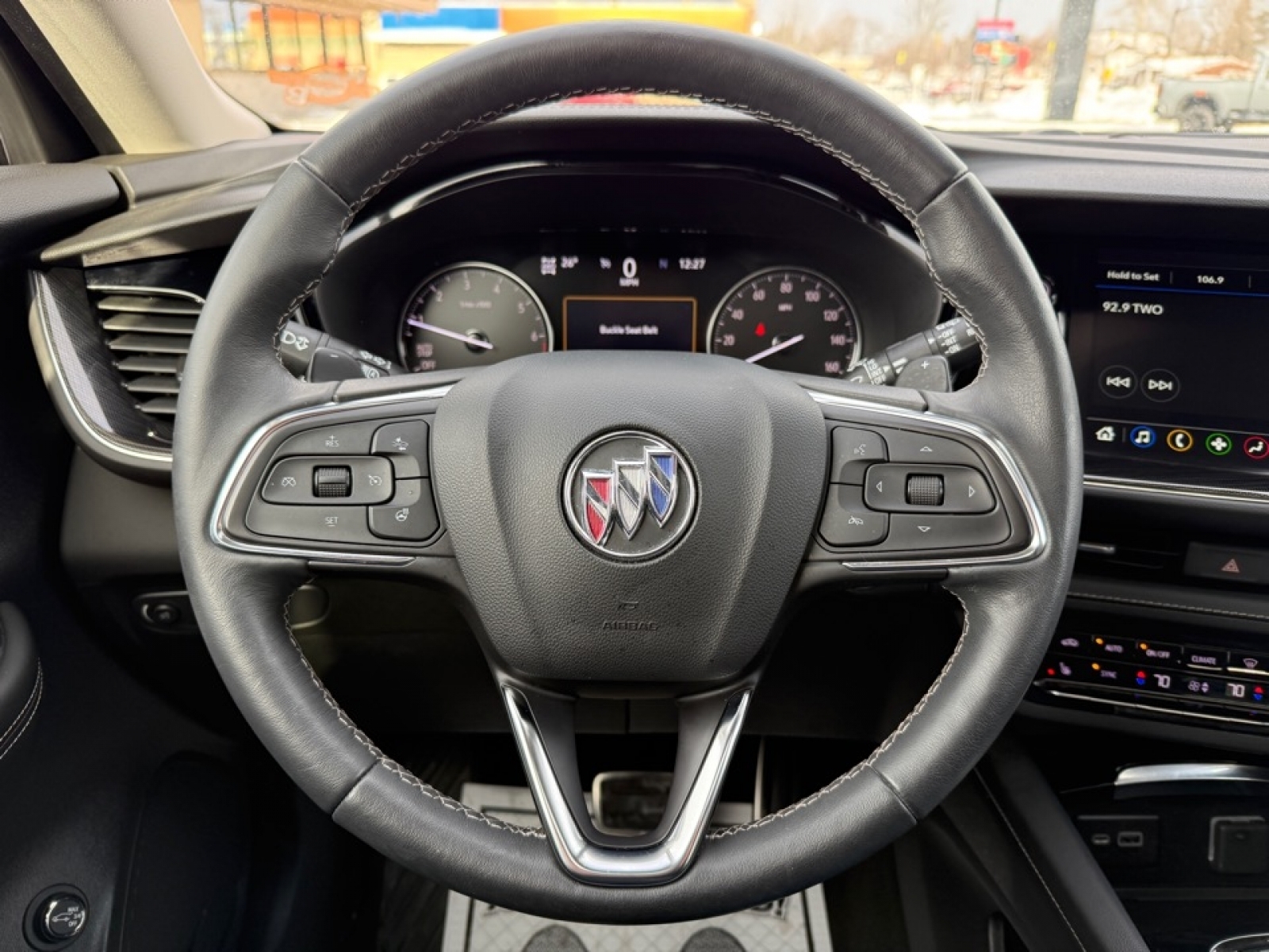 2023 Buick Envision Essence AWD, 39264, Photo