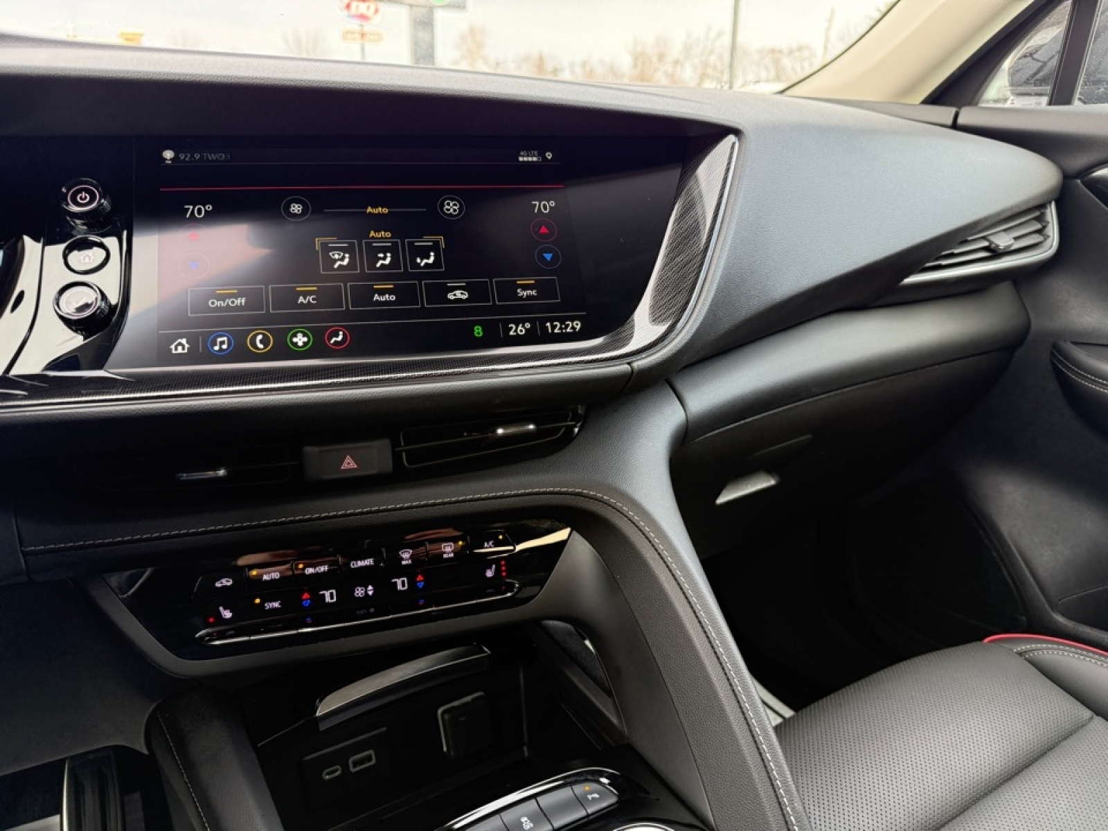 2023 Buick Envision Essence AWD, 39264, Photo