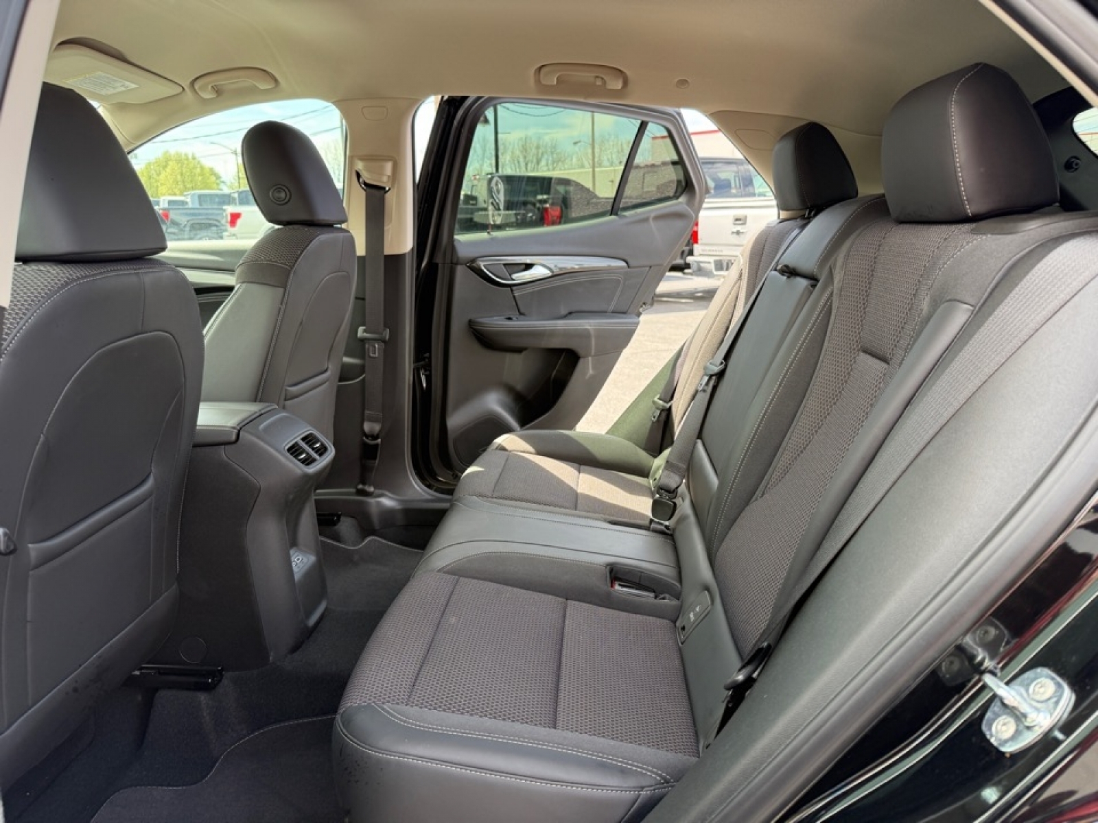 2023 Buick Envision Preferred AWD, 39767, Photo