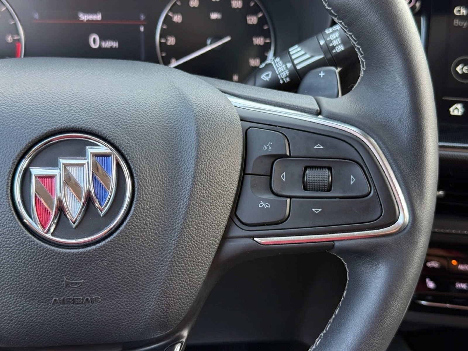 2023 Buick Envision Preferred AWD, 39767, Photo