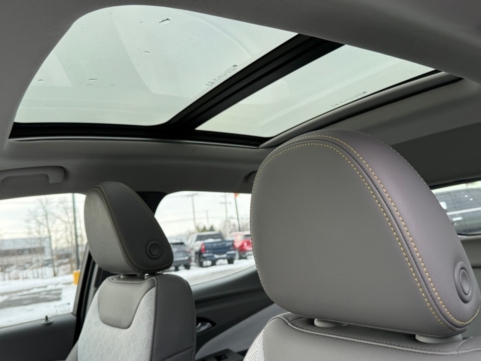 2023 Chevrolet Bolt EUV FWD Premier, 39291, Photo