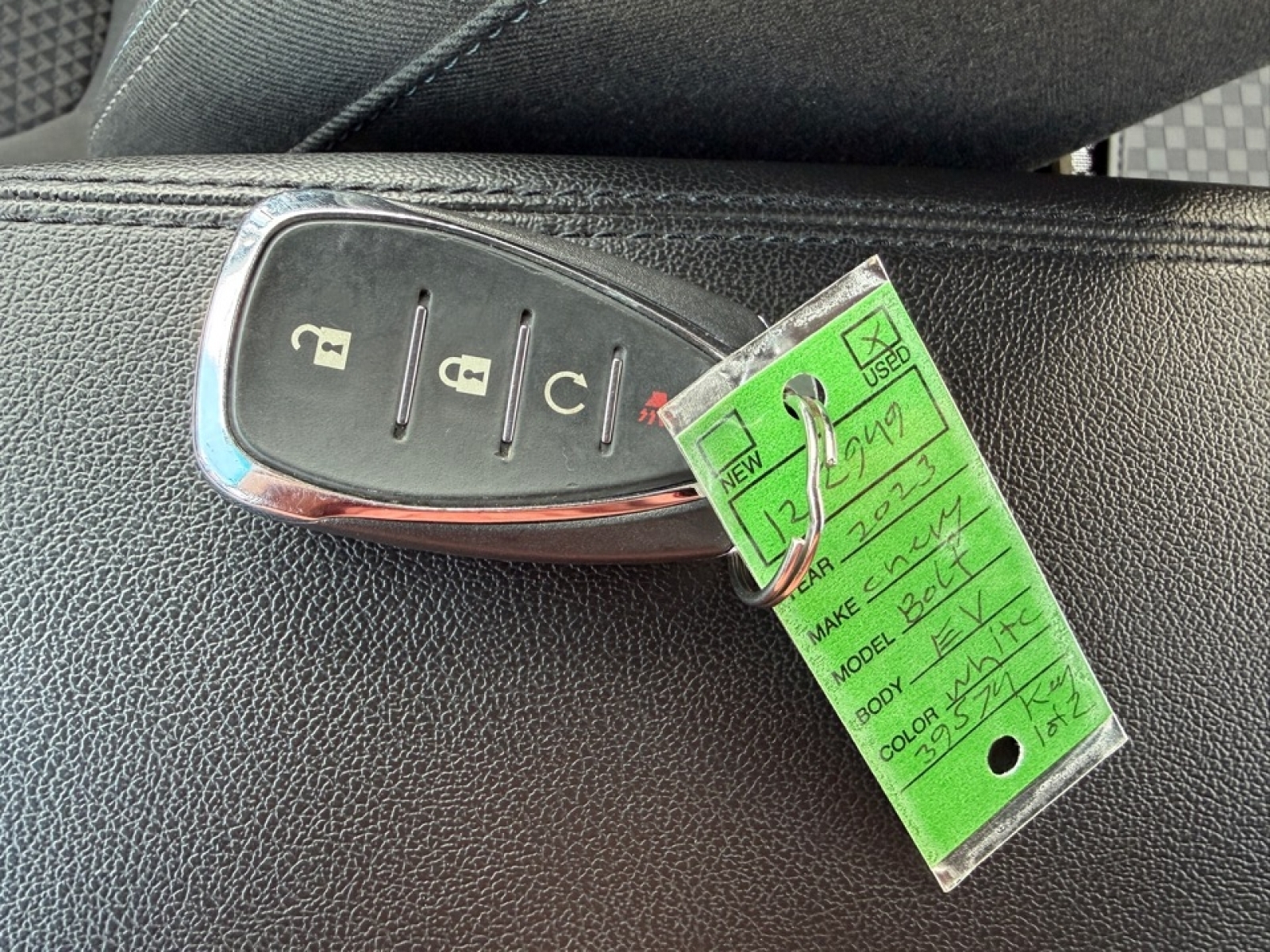 2023 Chevrolet Bolt EV FWD 1LT, 39574, Photo