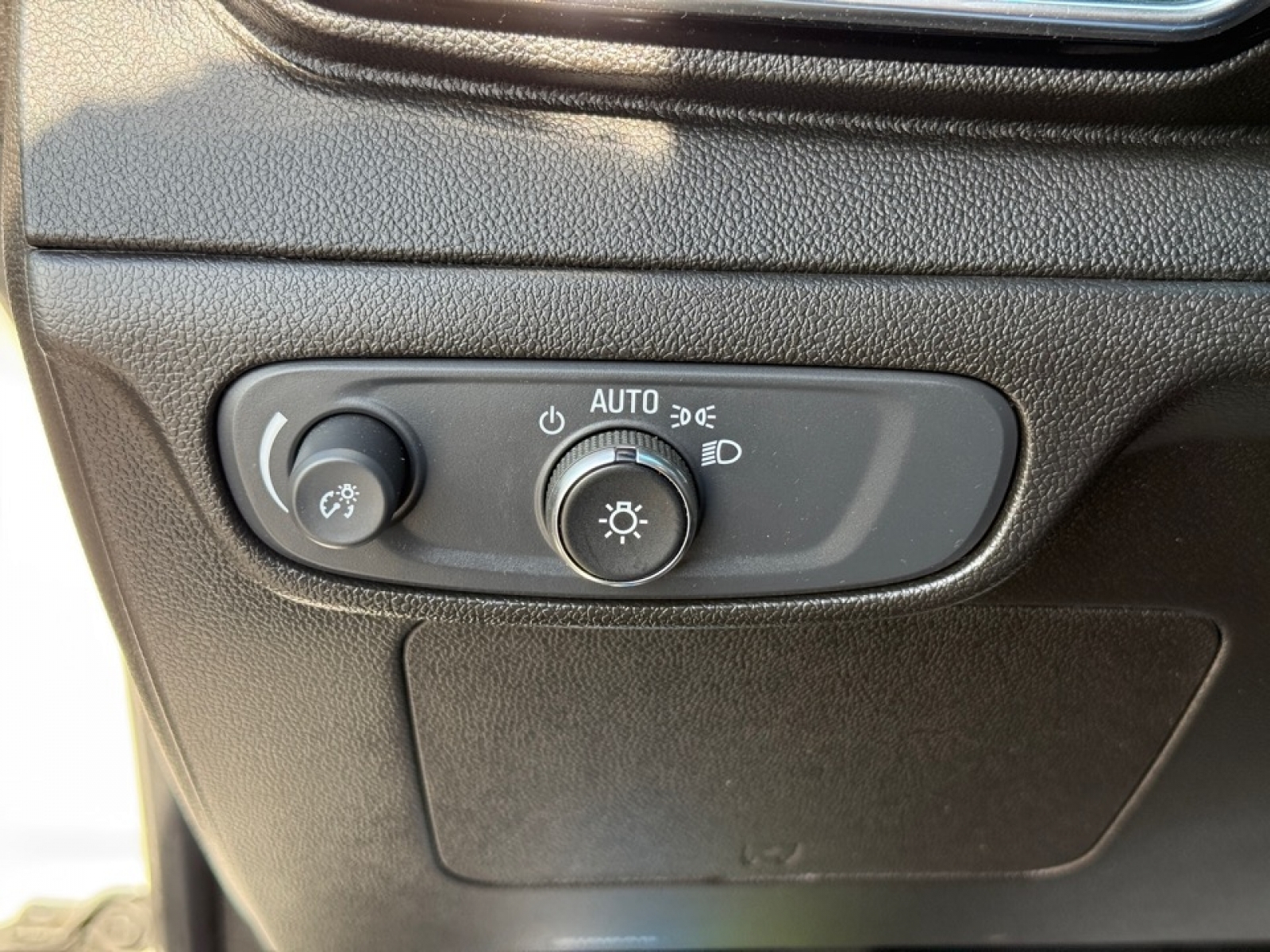 2023 Chevrolet Bolt EV FWD 1LT, 39575, Photo