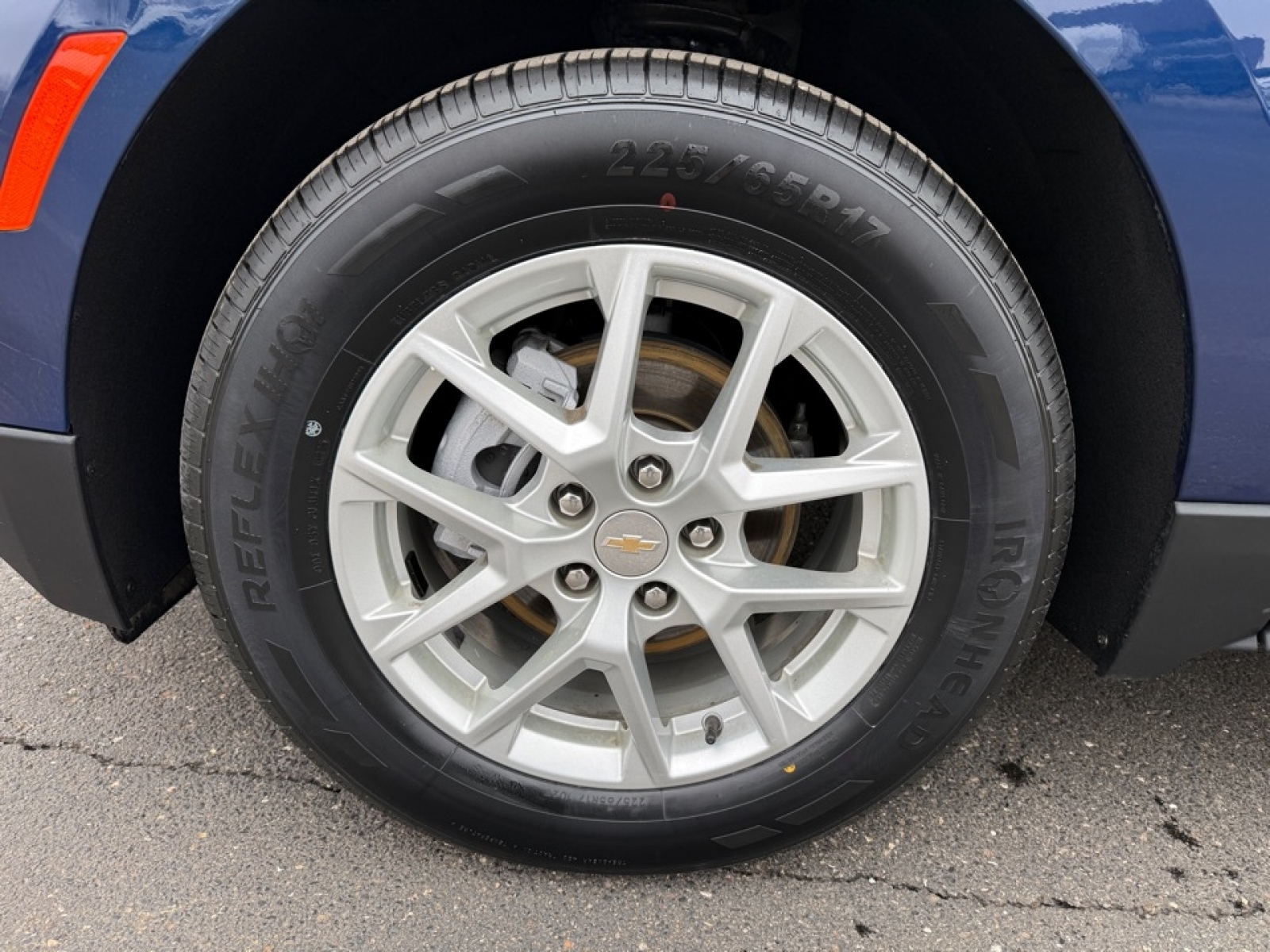 2023 Chevrolet Equinox AWD 1FL, 39566, Photo