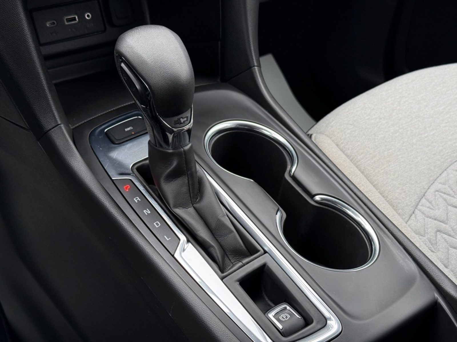 2023 Chevrolet Equinox AWD 1FL, 39566, Photo