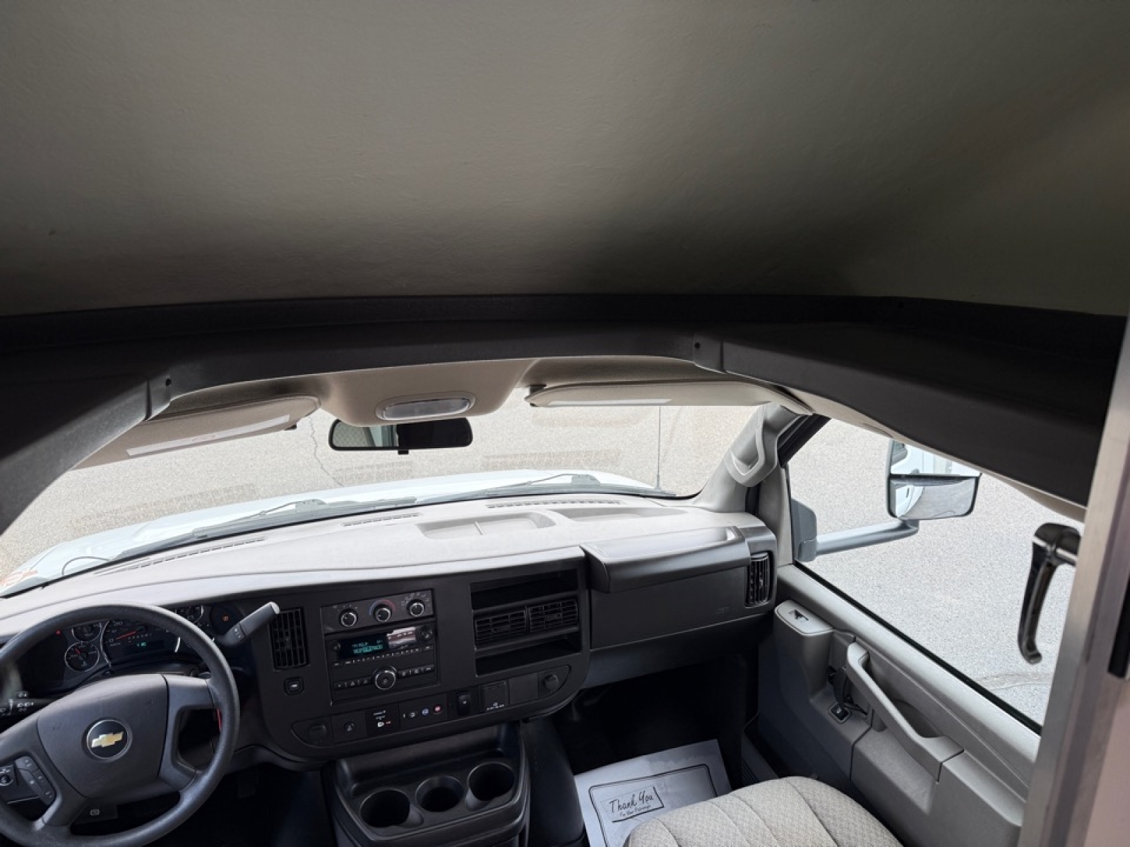 2023 Chevrolet Express Cutaway Work Van, 39787, Photo