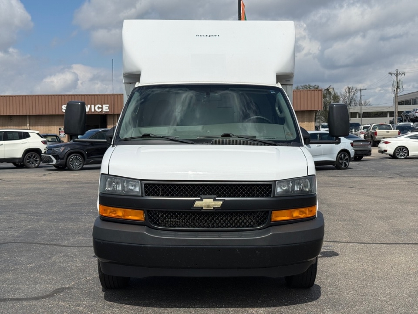 2023 Chevrolet Express Cutaway Work Van, 39787, Photo