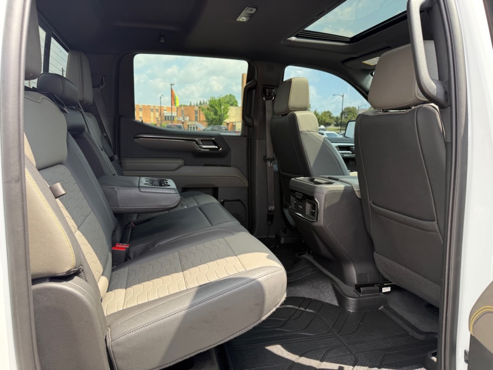 2023 Chevrolet Silverado 1500 ZR2 photo 15