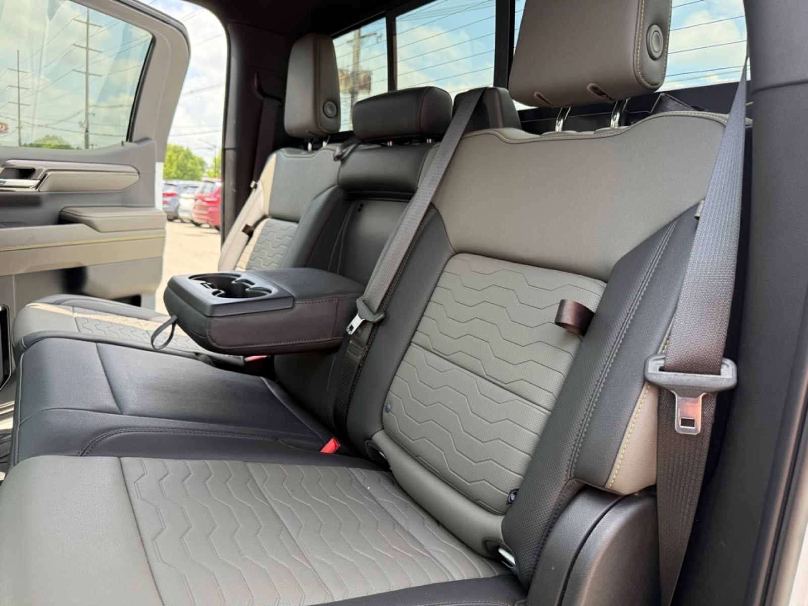 2023 Chevrolet Silverado 1500 ZR2 photo 17