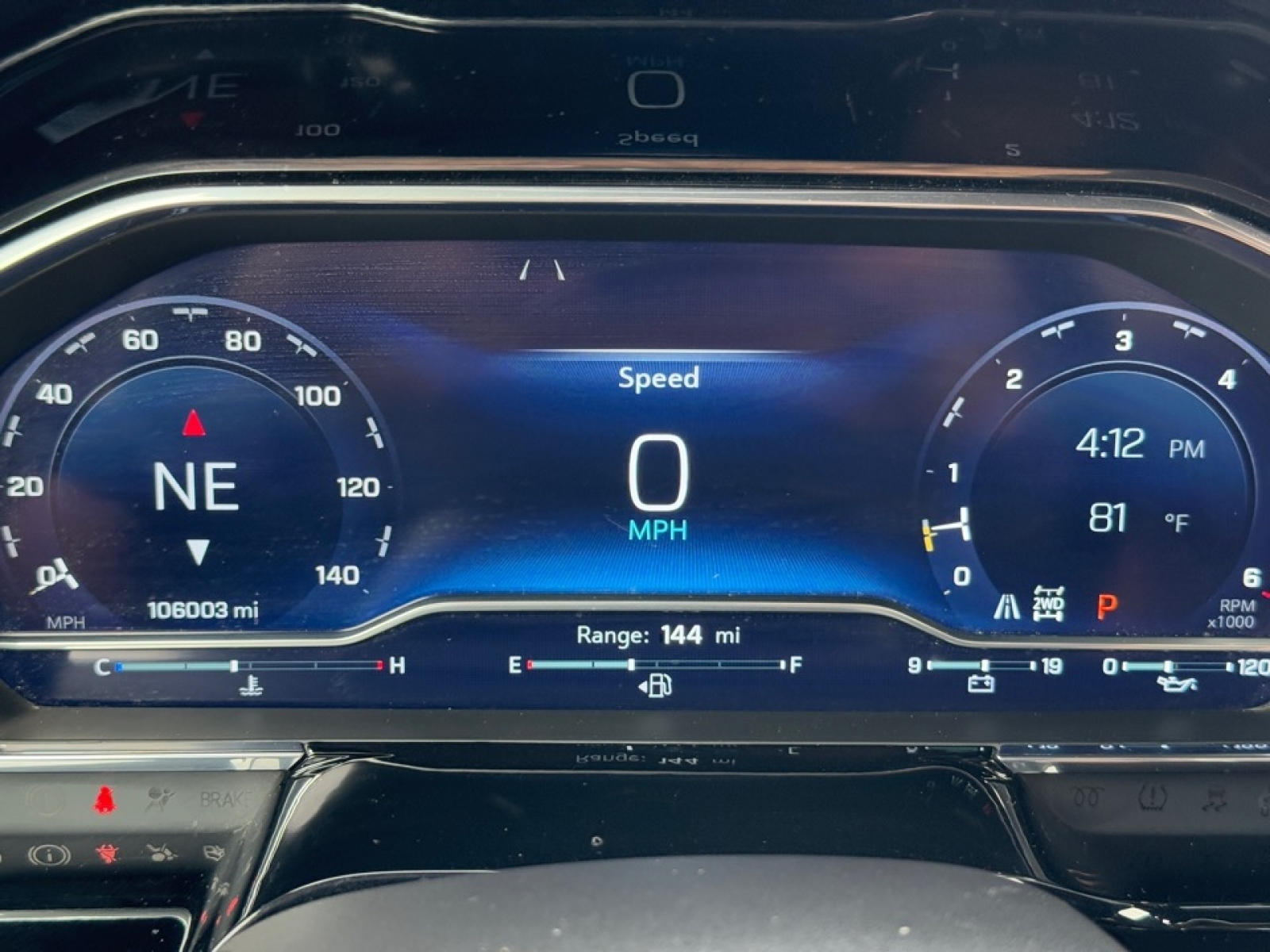 2023 Chevrolet Silverado 1500 4WD Crew Cab Standard Bed LT Trail Boss, 39109, Photo