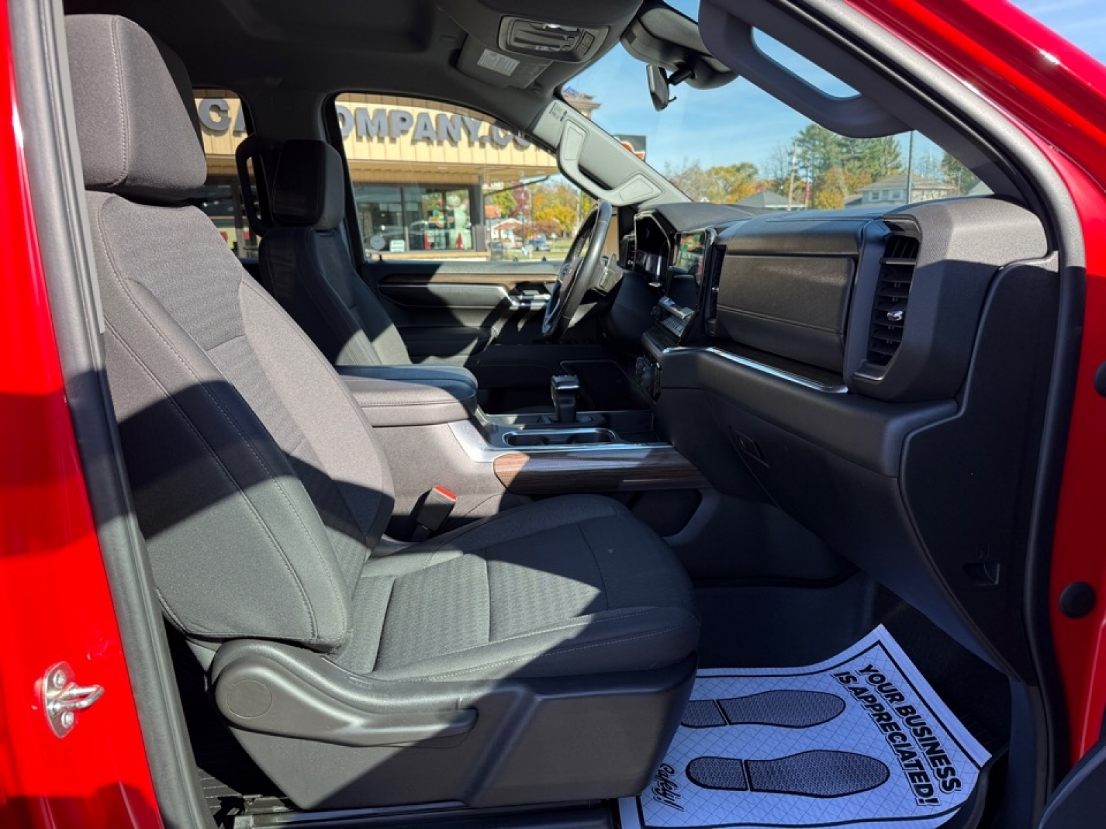 2023 Chevrolet Silverado 1500 4WD Crew Cab Short Bed RST, 39158, Photo