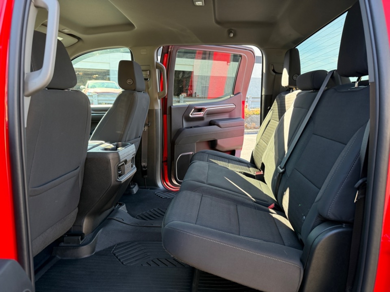 2023 Chevrolet Silverado 1500 4WD Crew Cab Short Bed RST, 39158, Photo