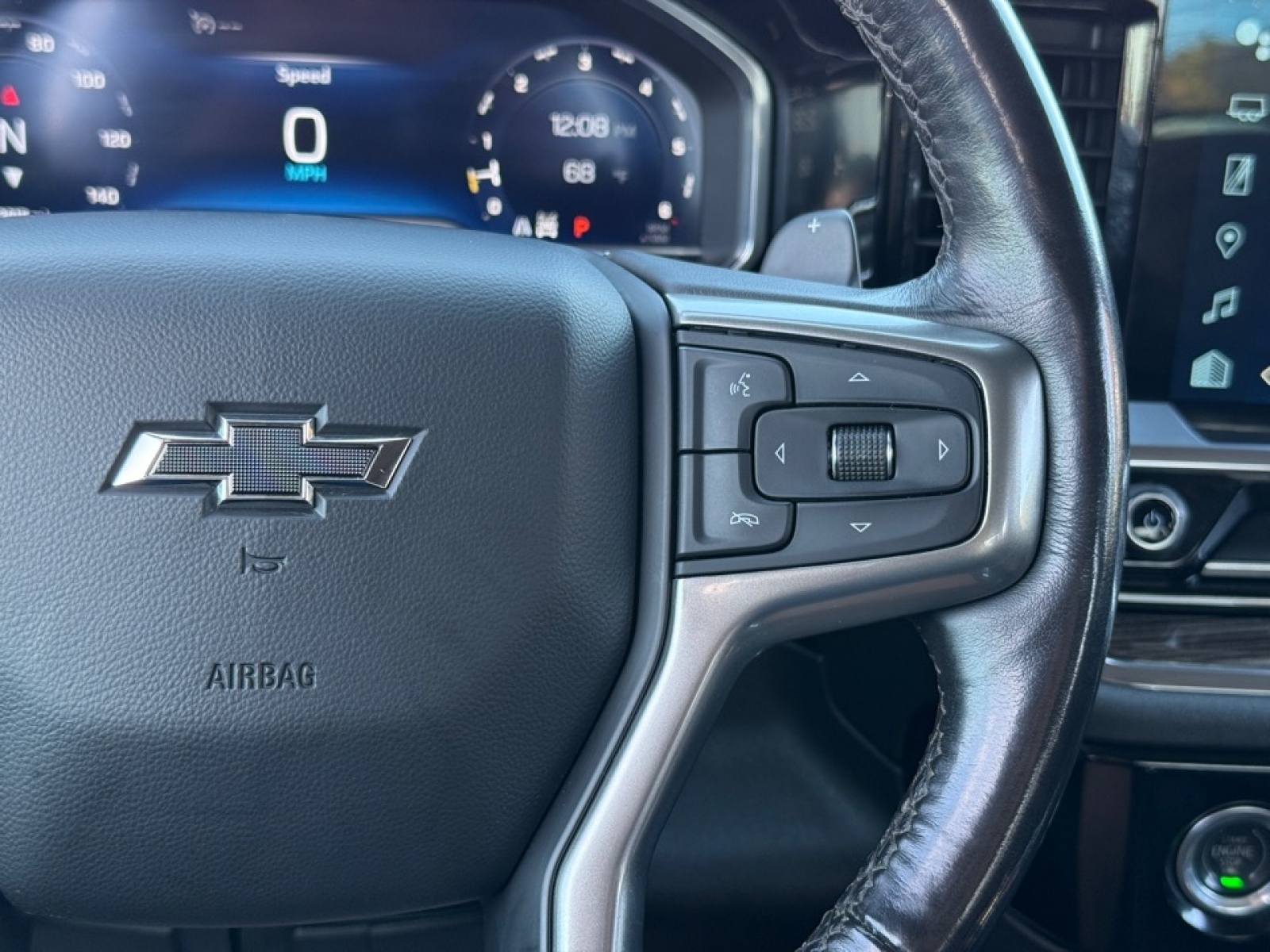 2023 Chevrolet Silverado 1500 4WD Crew Cab Short Bed RST, 39158, Photo