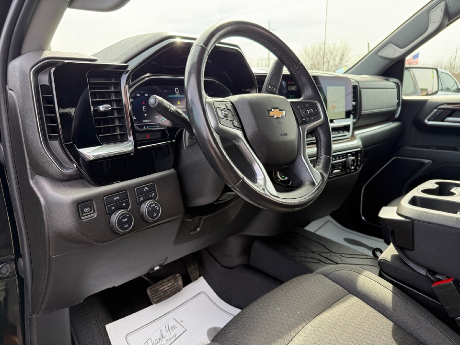 2023 Chevrolet Silverado 1500 4WD Crew Cab Standard Bed LT, 39598, Photo