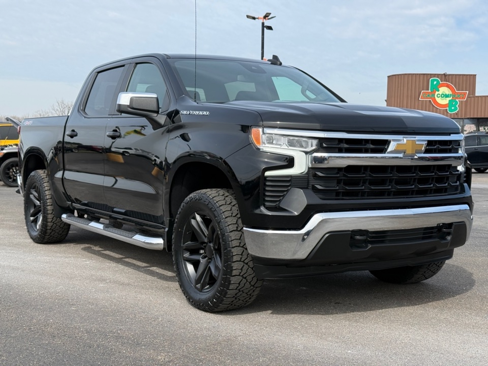 2023 Chevrolet Silverado 1500 4WD Crew Cab Standard Bed LT, 39598, Photo