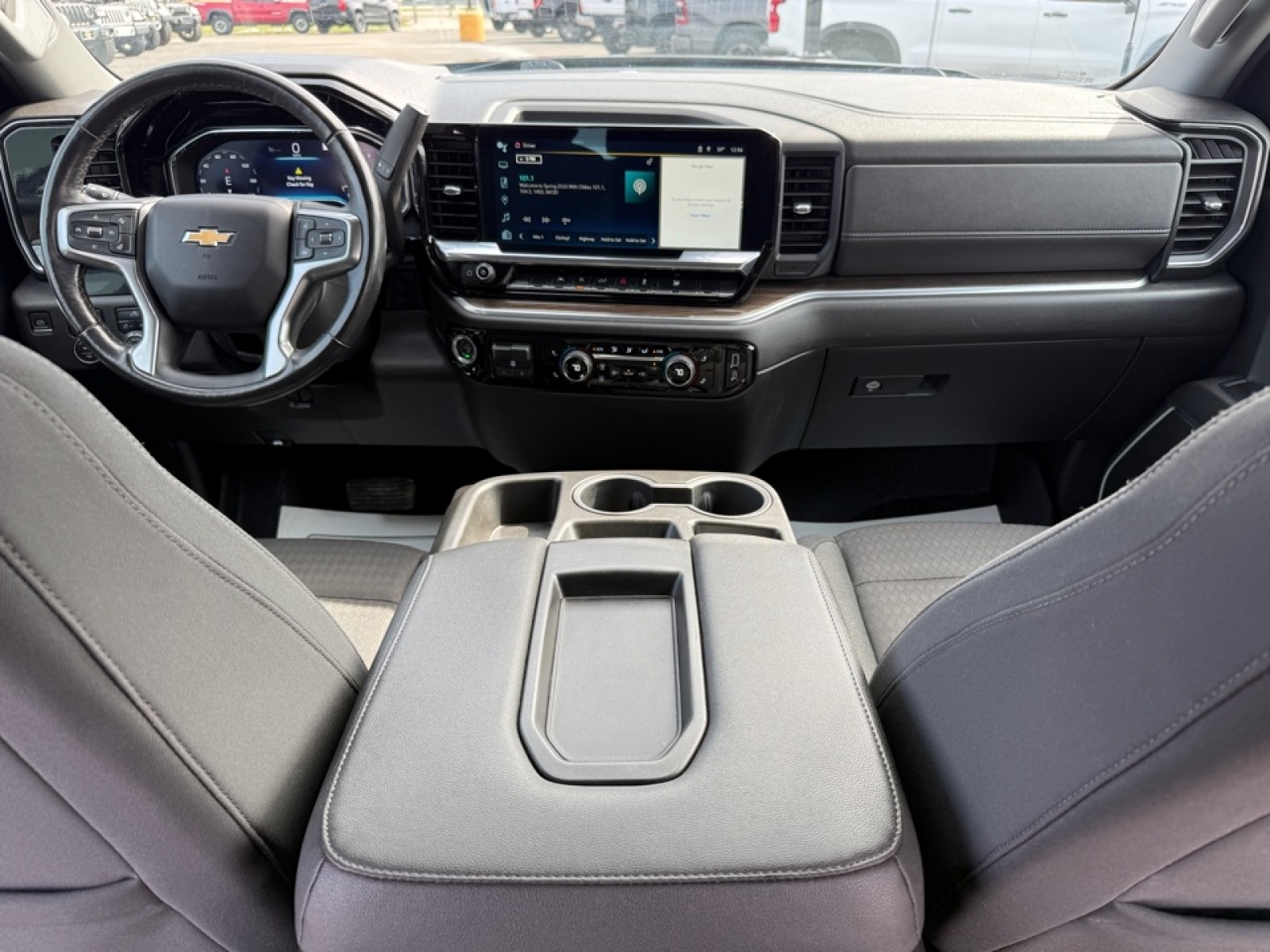 2023 Chevrolet Silverado 1500 4WD Crew Cab Standard Bed LT, 39598, Photo