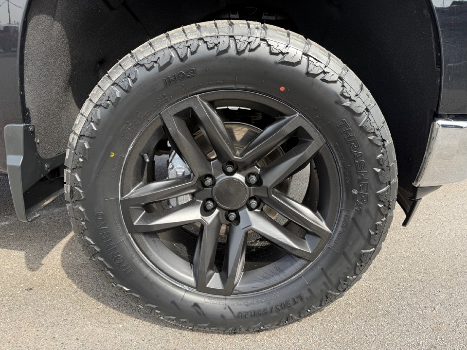 2023 Chevrolet Silverado 1500 4WD Crew Cab Standard Bed LT, 39598, Photo