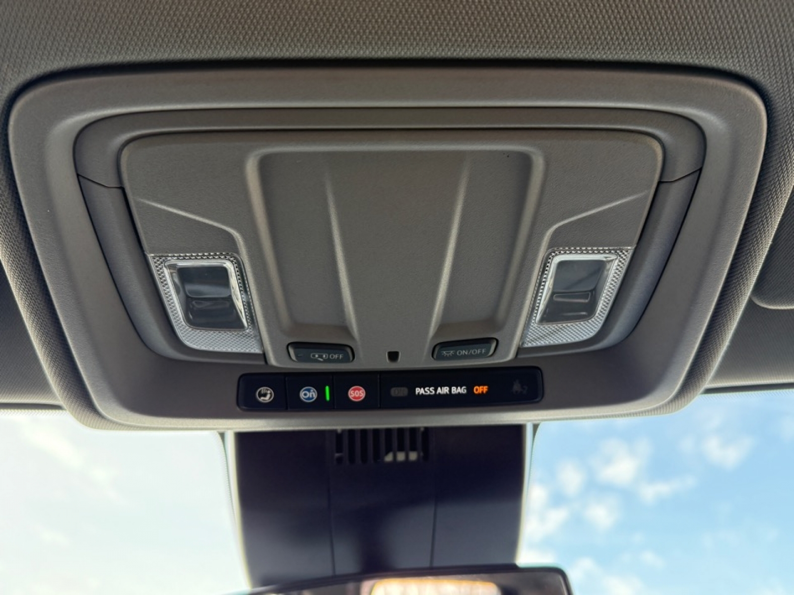 2023 Chevrolet Silverado 1500 4WD Crew Cab Standard Bed LT, 39598, Photo