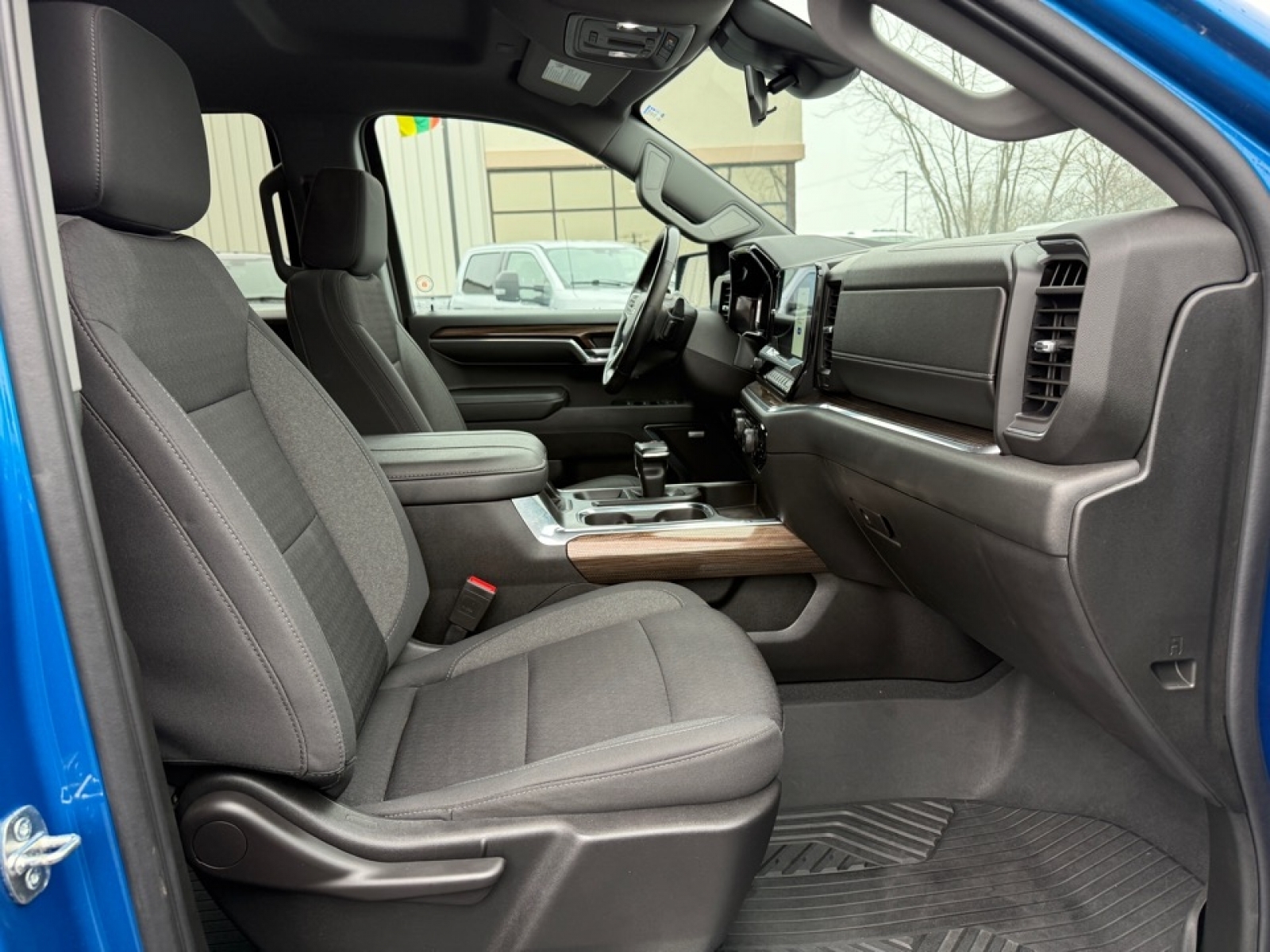 2023 Chevrolet Silverado 1500 RST, 39716, Photo