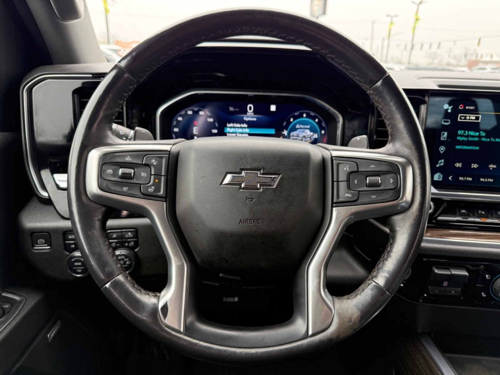 2023 Chevrolet Silverado 1500 RST, 39716, Photo