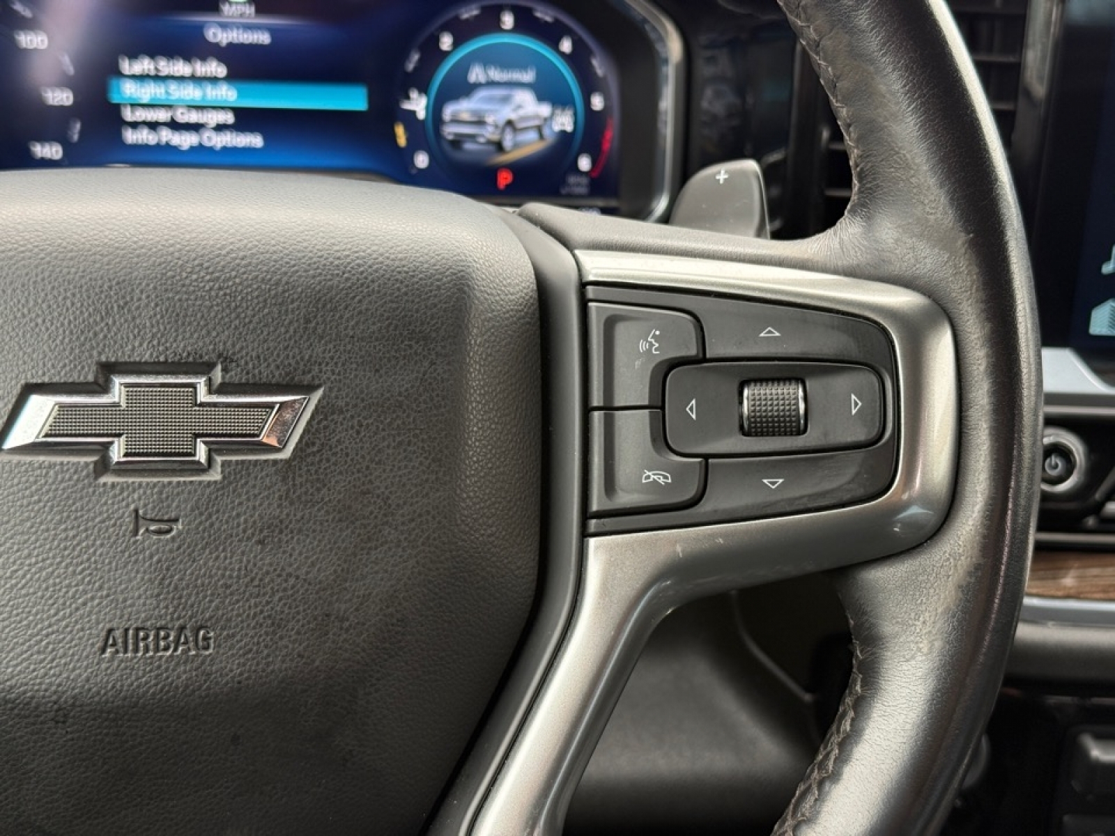 2023 Chevrolet Silverado 1500 RST, 39716, Photo