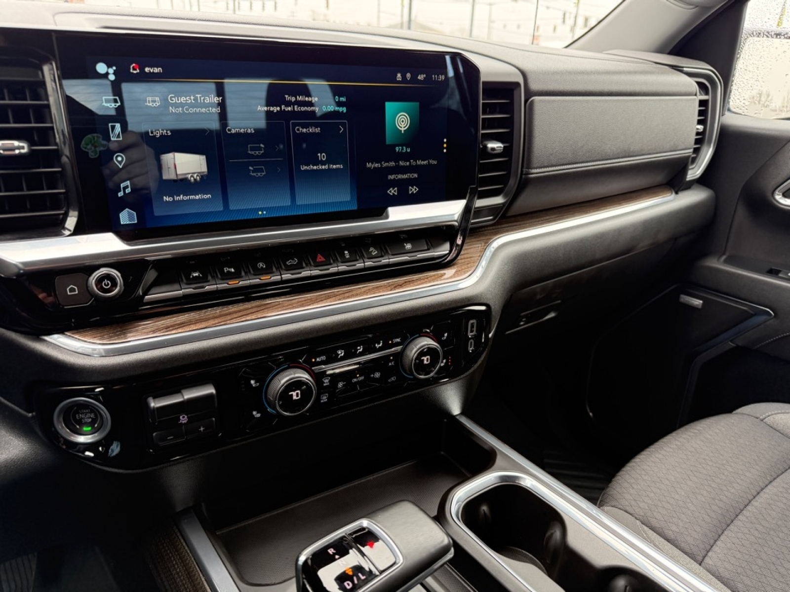 2023 Chevrolet Silverado 1500 RST, 39716, Photo