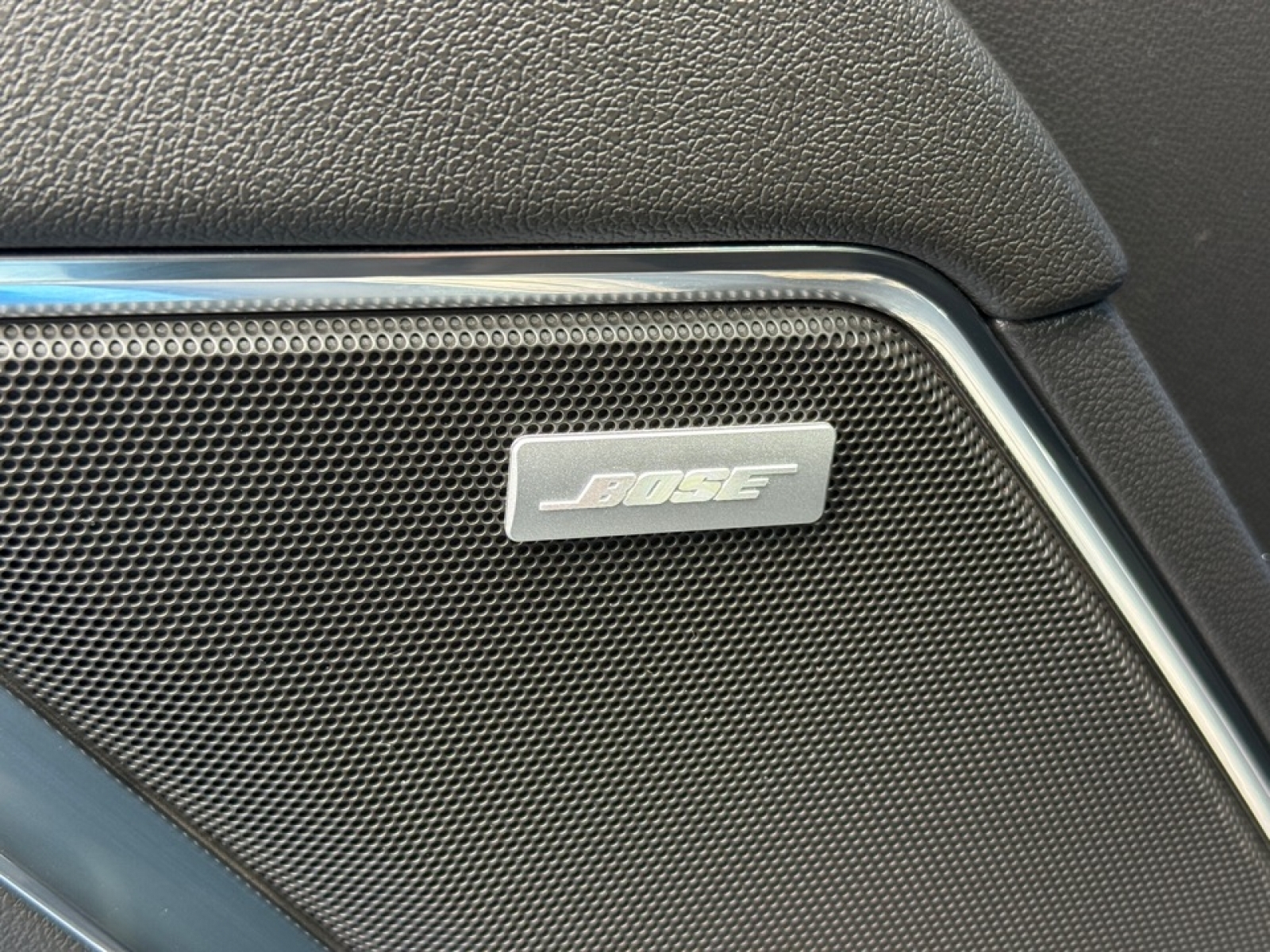 2023 Chevrolet Silverado 1500 RST, 39716, Photo