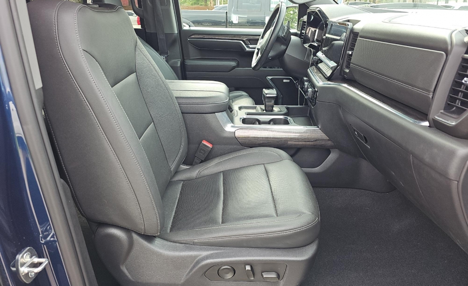 2023 Chevrolet Silverado 1500 4WD Crew Cab Standard Bed LTZ, 39815, Photo