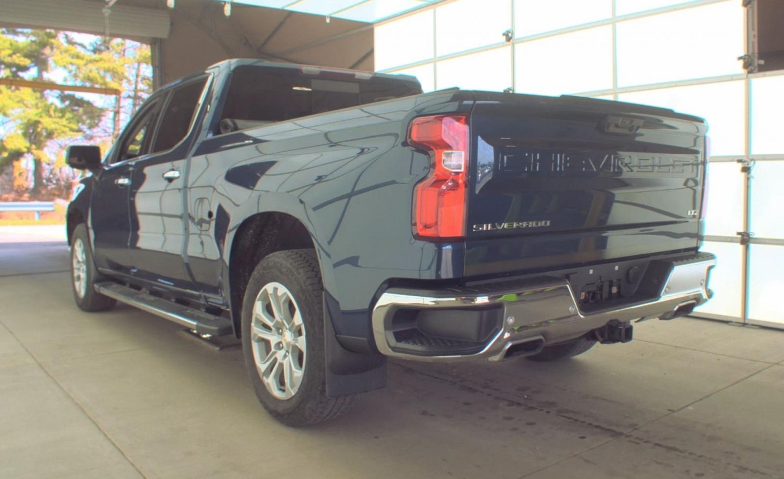 2023 Chevrolet Silverado 1500 4WD Crew Cab Standard Bed LTZ, 39815, Photo