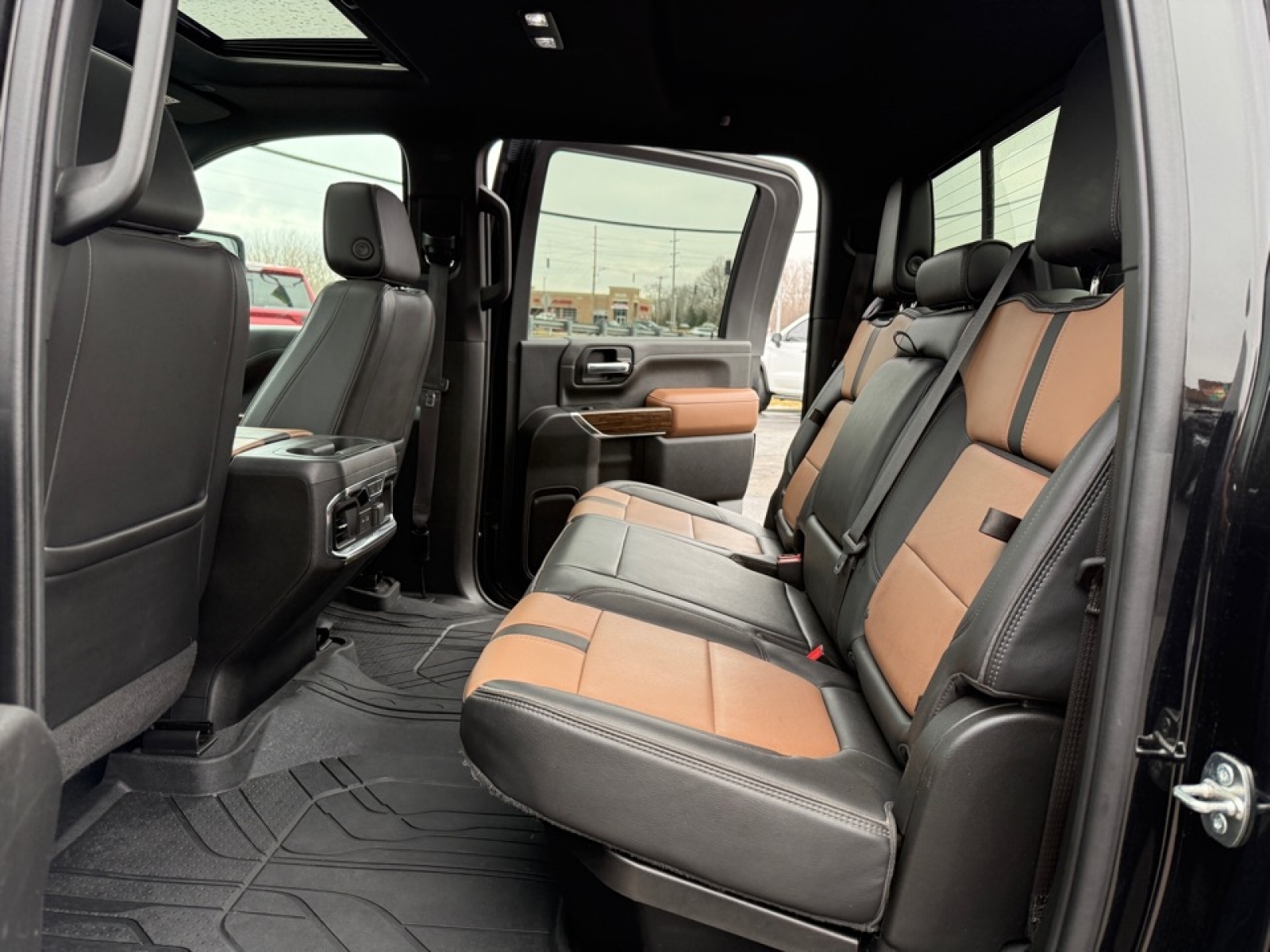 2023 Chevrolet Silverado 3500HD High Country, 39517, Photo