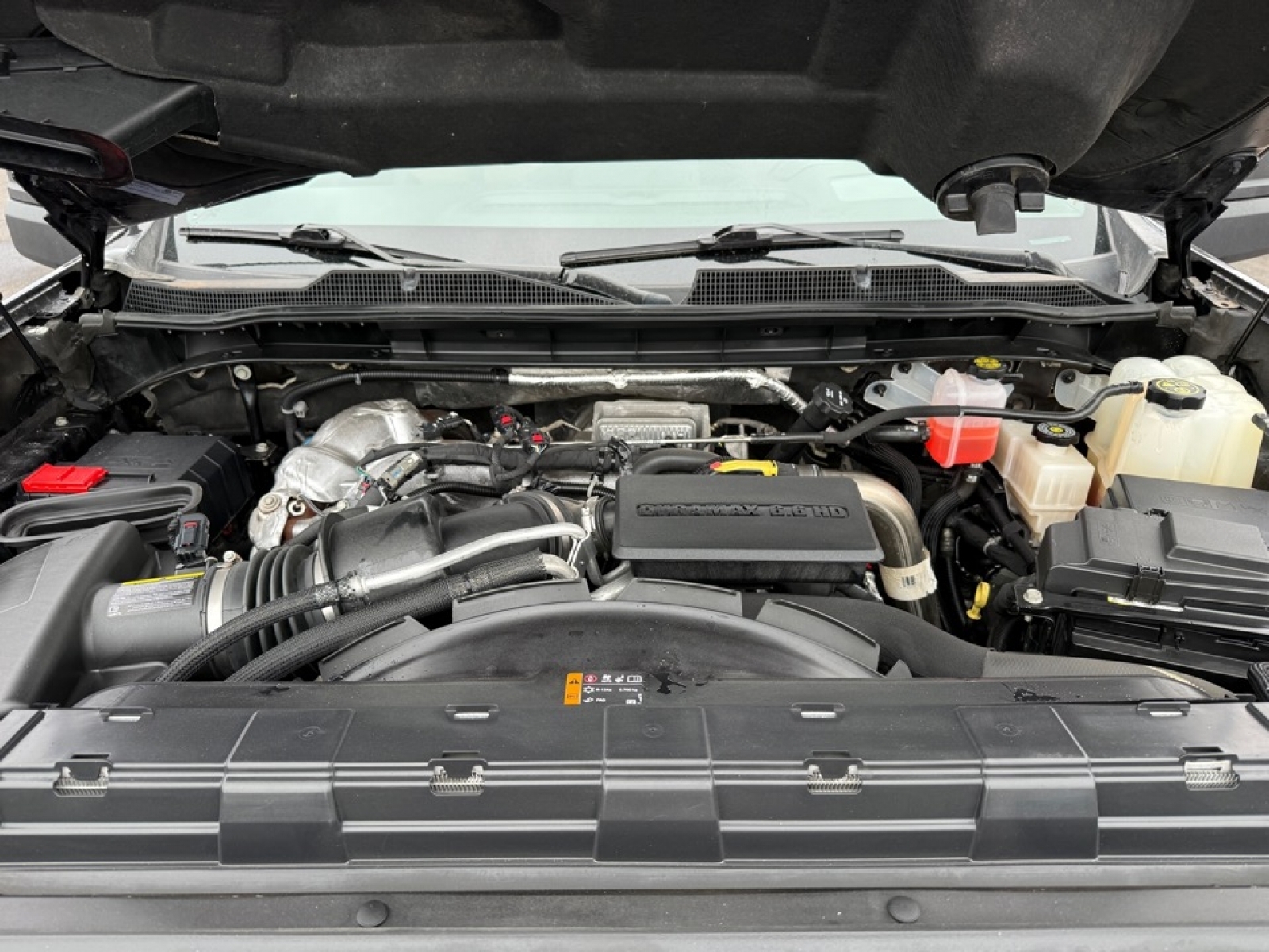 2023 Chevrolet Silverado 3500HD High Country, 39517, Photo