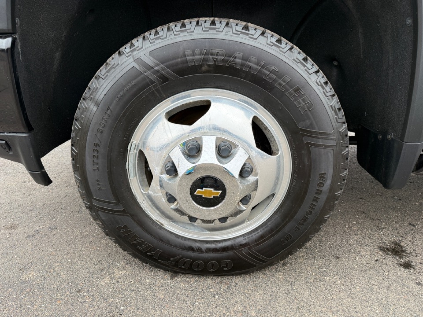 2023 Chevrolet Silverado 3500HD High Country, 39517, Photo