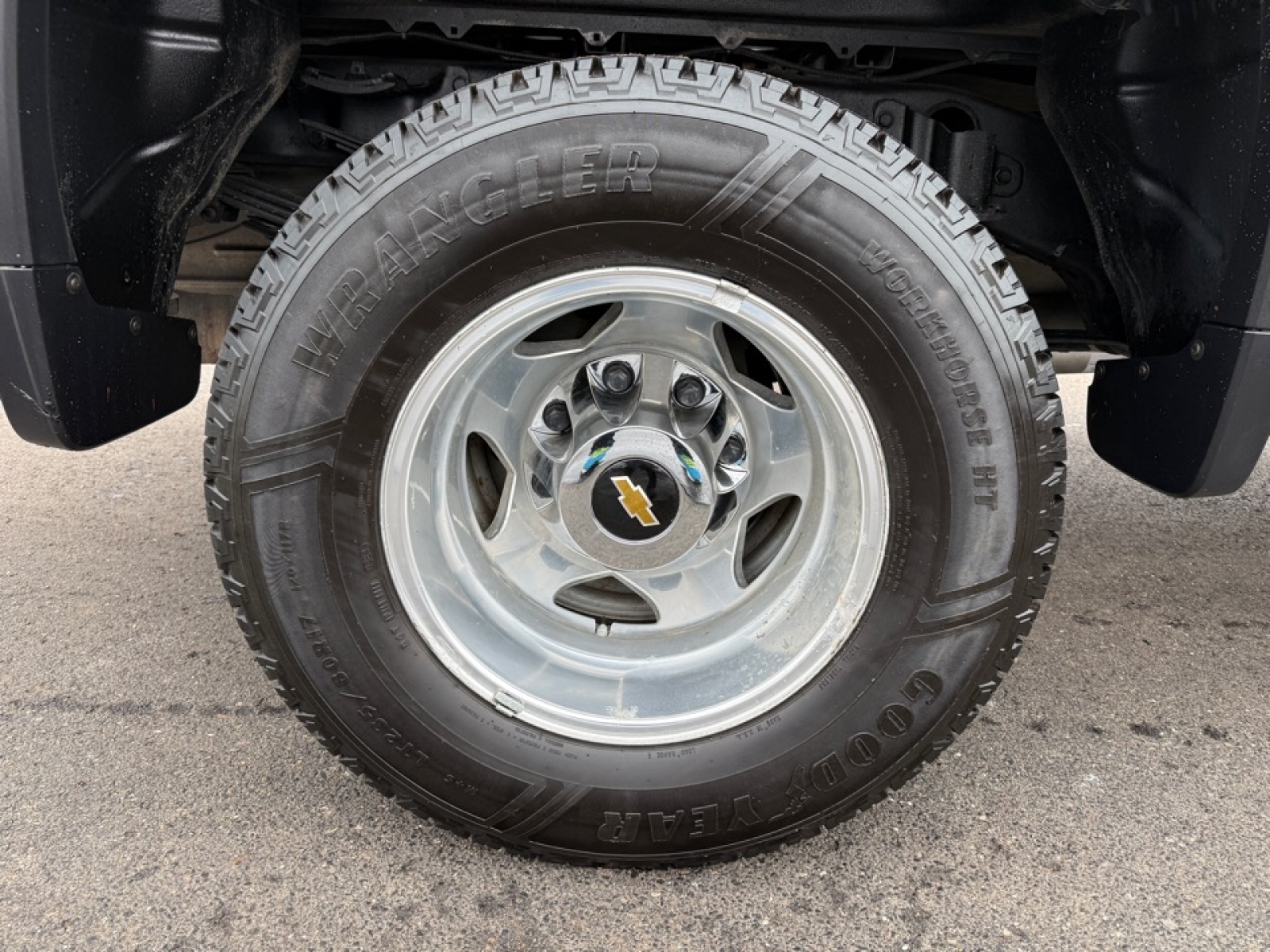 2023 Chevrolet Silverado 3500HD High Country, 39517, Photo