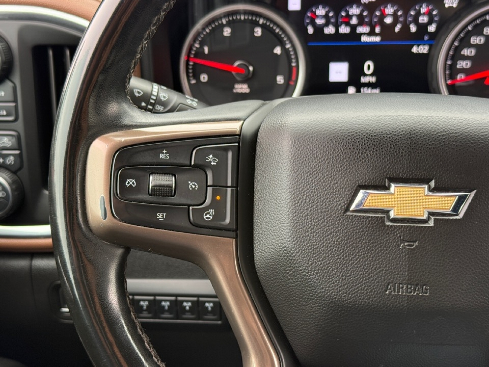 2023 Chevrolet Silverado 3500HD High Country, 39517, Photo