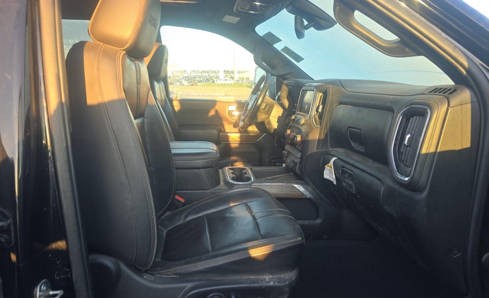 2023 Chevrolet Silverado 3500HD 4WD Crew Cab Long Bed High Country, 39867, Photo