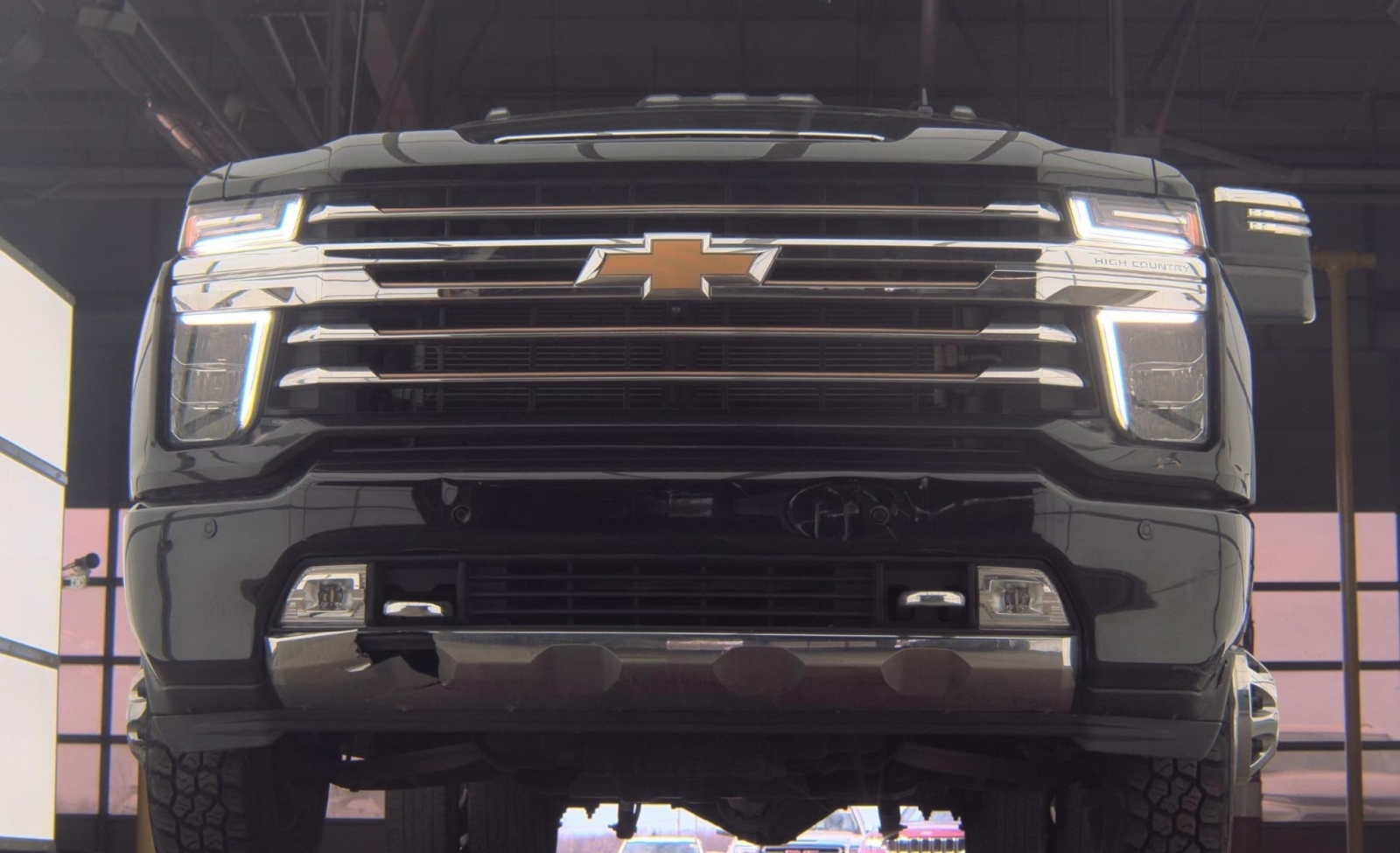 2023 Chevrolet Silverado 3500HD 4WD Crew Cab Long Bed High Country, 39867, Photo