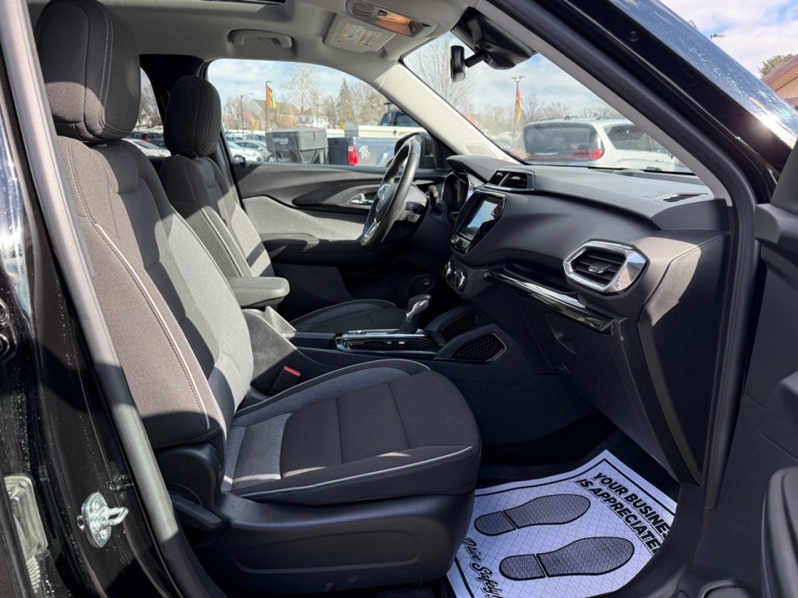 2023 Chevrolet Trailblazer AWD LT, 39512, Photo