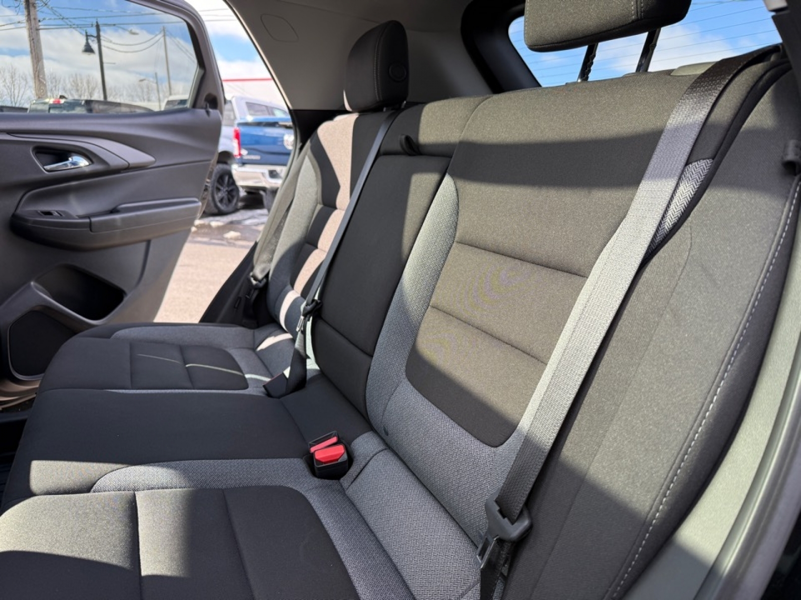 2023 Chevrolet Trailblazer AWD LT, 39512, Photo