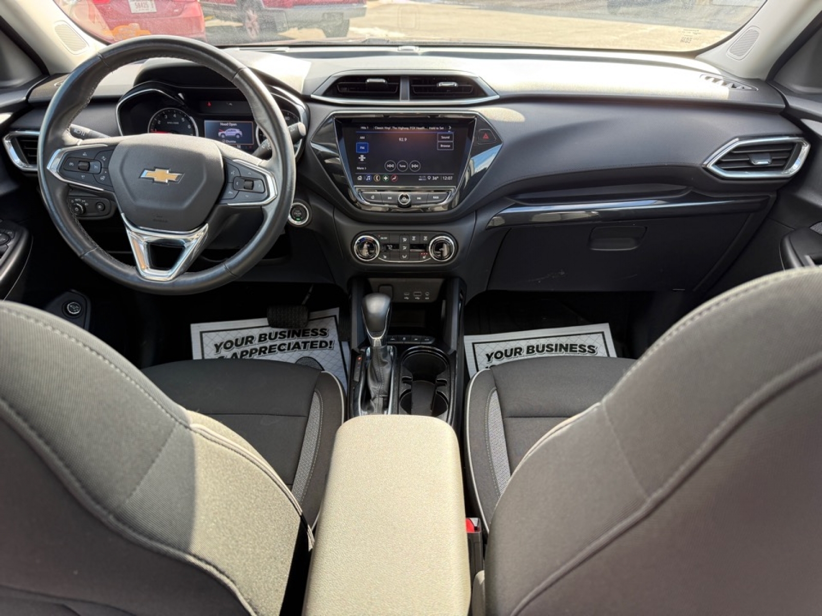 2023 Chevrolet Trailblazer AWD LT, 39512, Photo